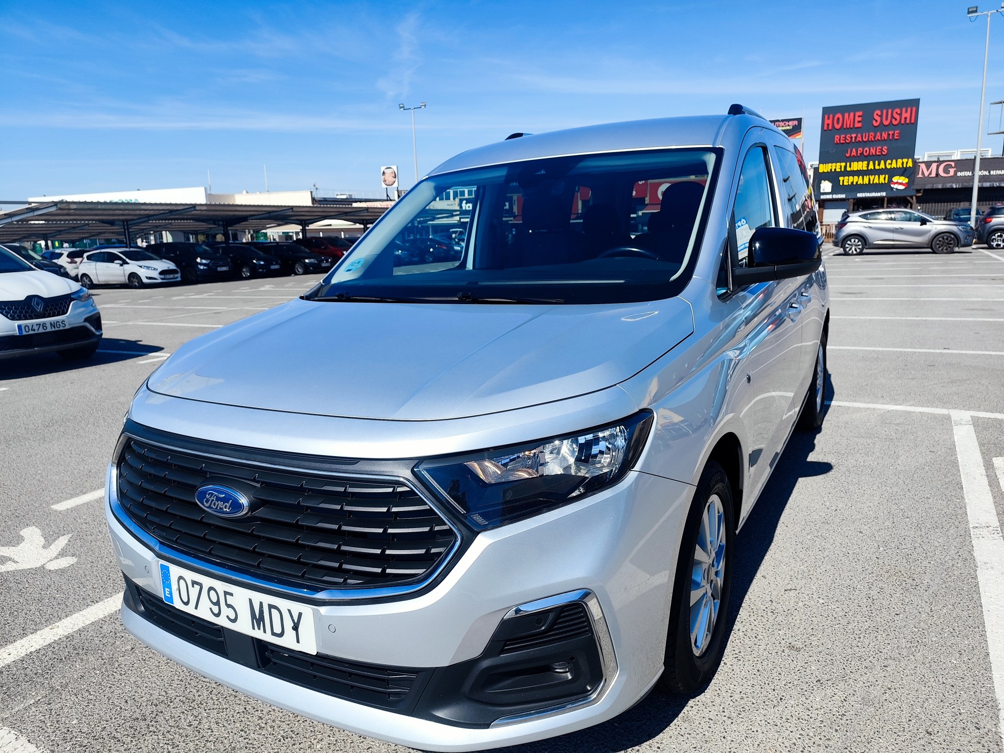 FORD TOURNEO CONNECT 1.5 GASOLINA 115 CV  2023 100.000 KM AUTOMATICO