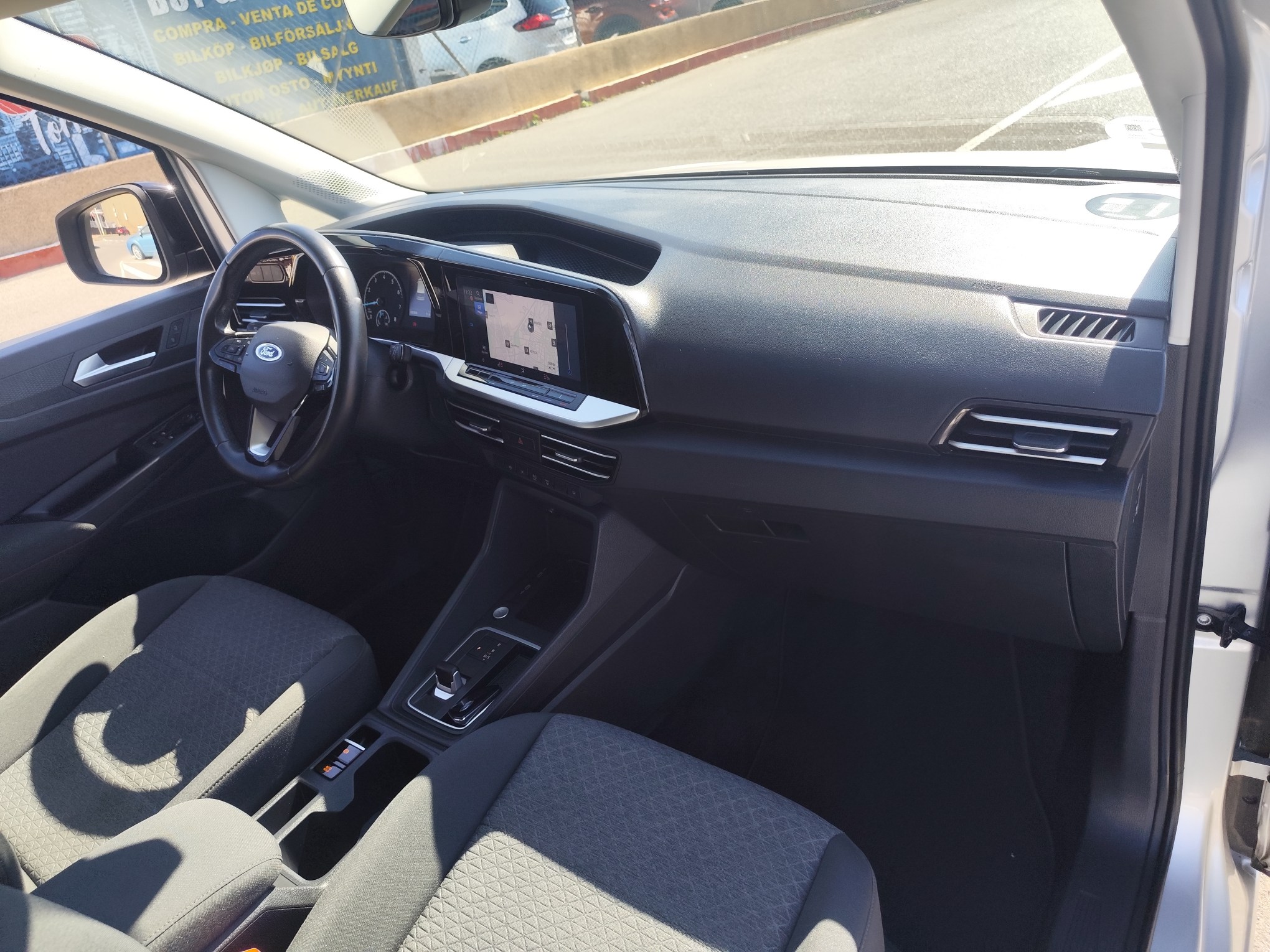 FORD TOURNEO CONNECT 1.5 GASOLINA 115 CV  2023 100.000 KM AUTOMATICO