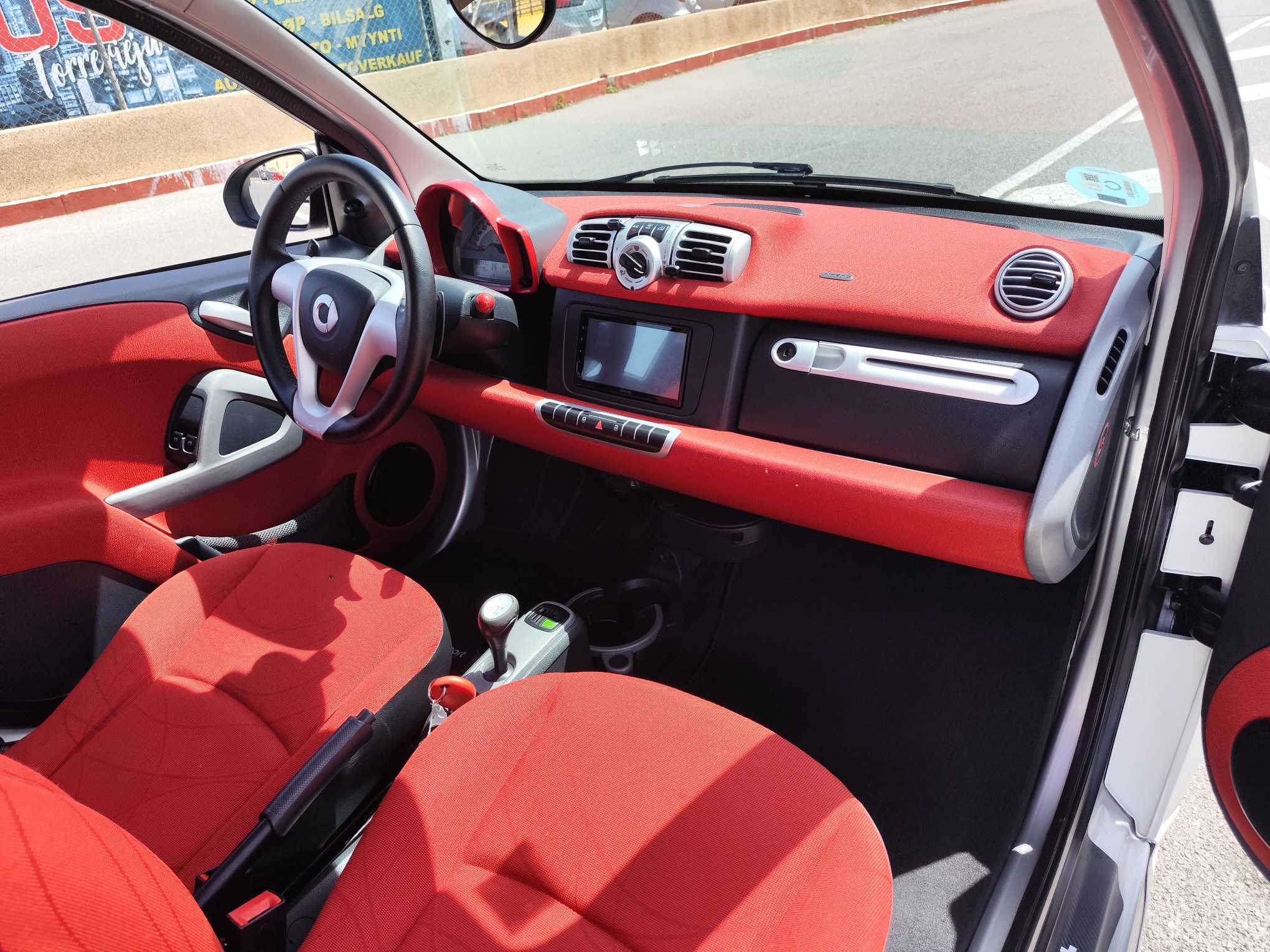 SMART FORTWO MHD 1.0 GASOLINA 70 CV 122.000 KM 2012 AUTOMATICO