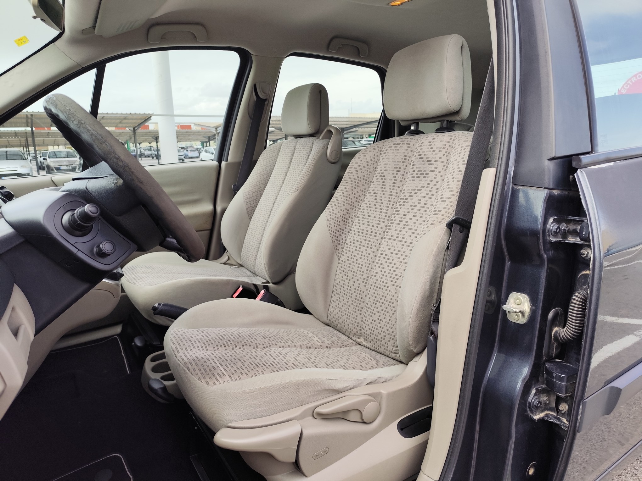 RENAUL GRAND SCENIC 1.9 DIESEL 130 CV 2006 7 PLAZAS 289.000 KM MANUAL