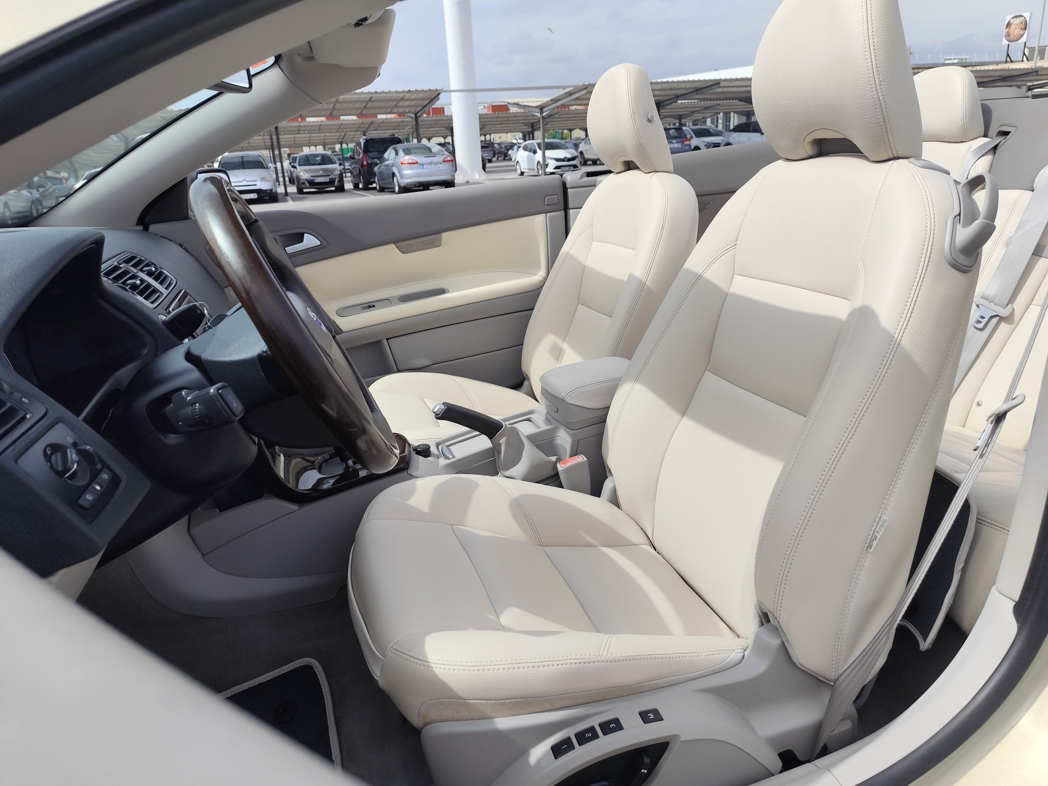 VOLVO C-70 2.4 GASOLINA 140 CV 115.000 KM 2007 AUTOMATICO