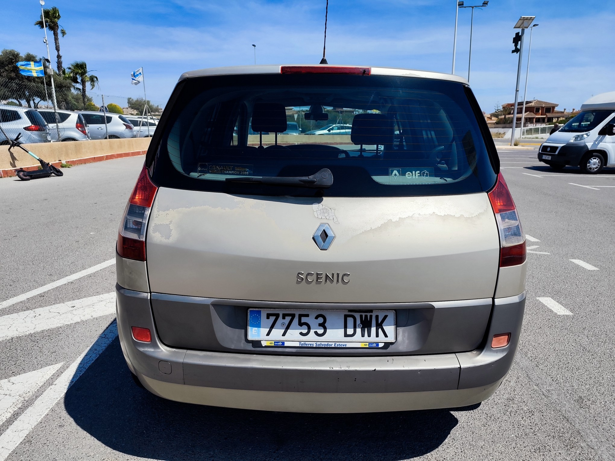 RENAULT SCENIC 1.5 DIESEL 105 CV 2006 231.000 KM MANUAL