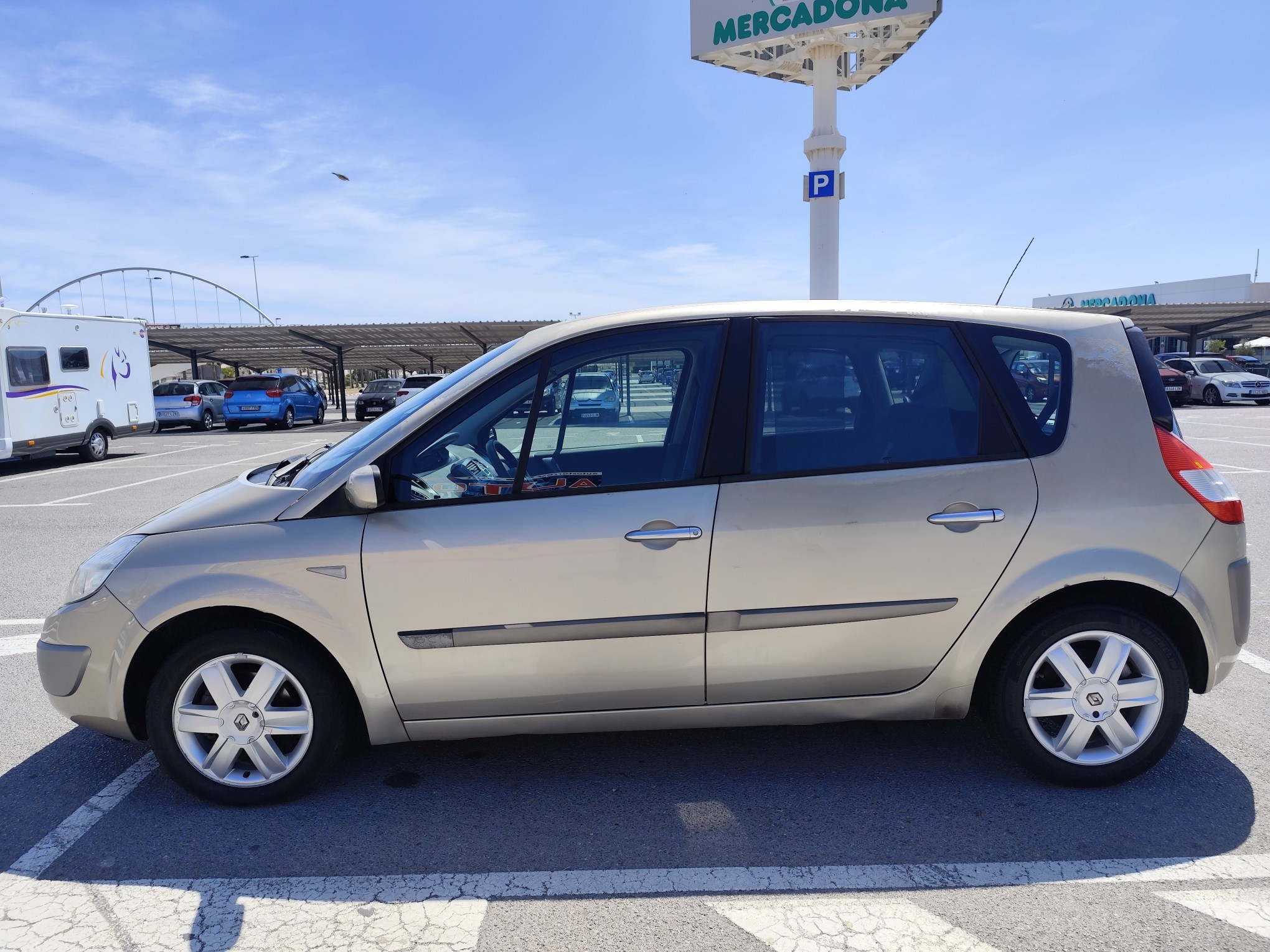 RENAULT SCENIC 1.5 DIESEL 105 CV 2006 231.000 KM MANUAL