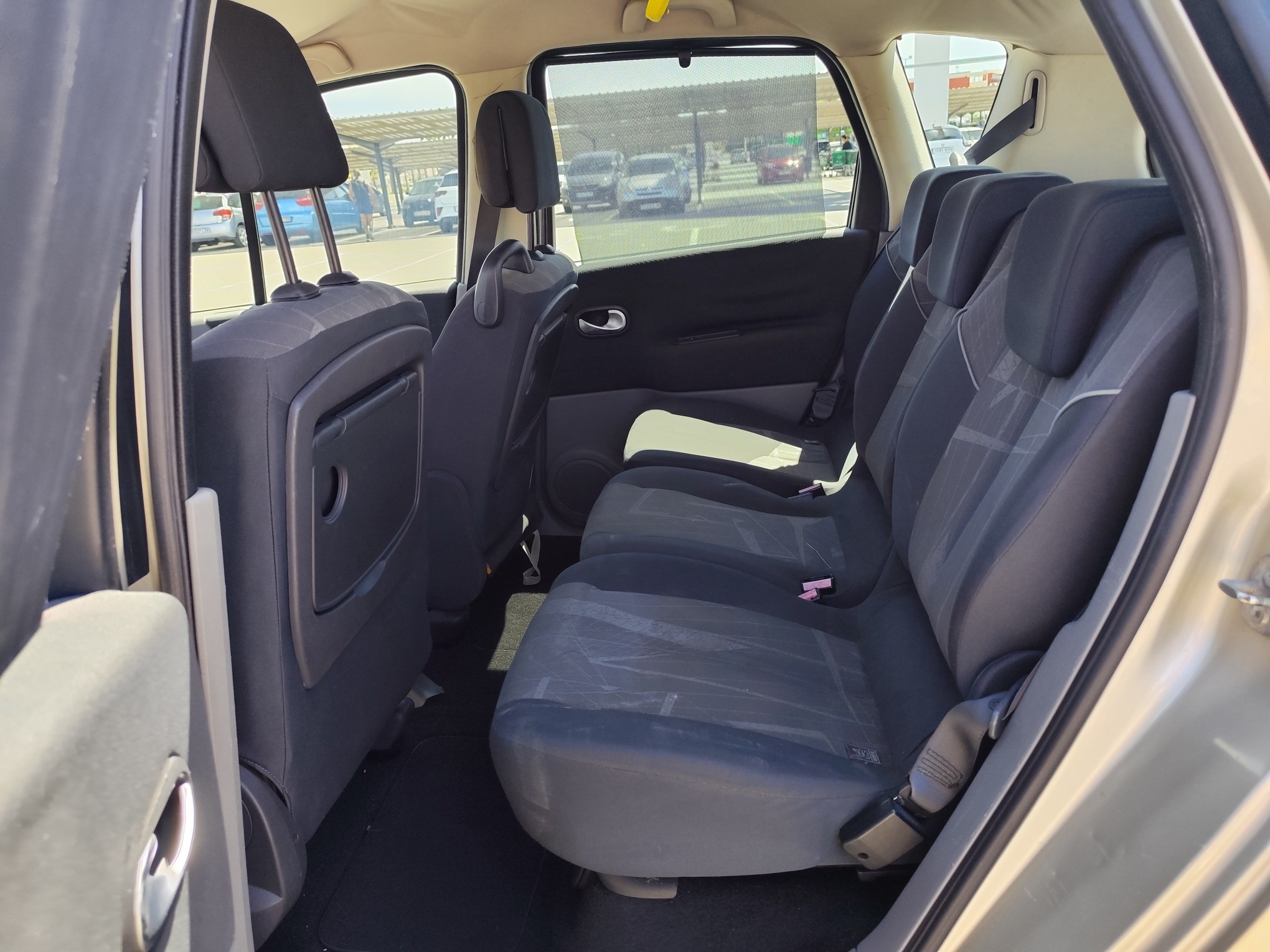 RENAULT SCENIC 1.5 DIESEL 105 CV 2006 231.000 KM MANUAL
