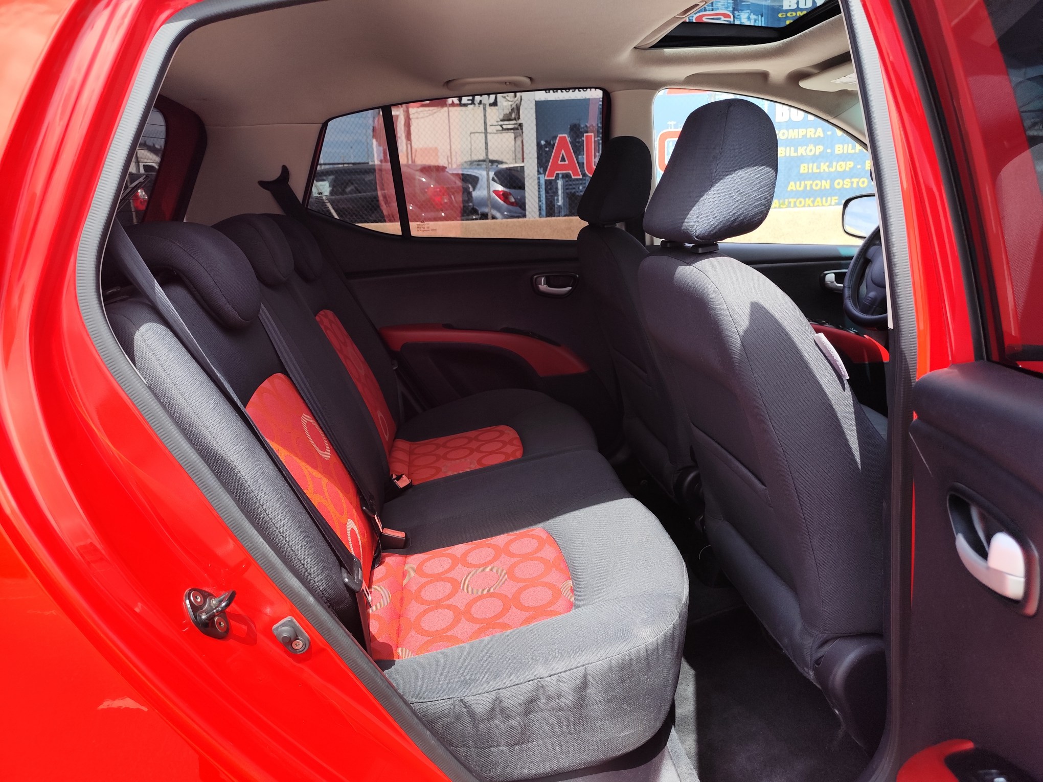 HYUNDAI I10 1.1 GASOLINA 67 CV 115.000 KM 2008 MANUAL