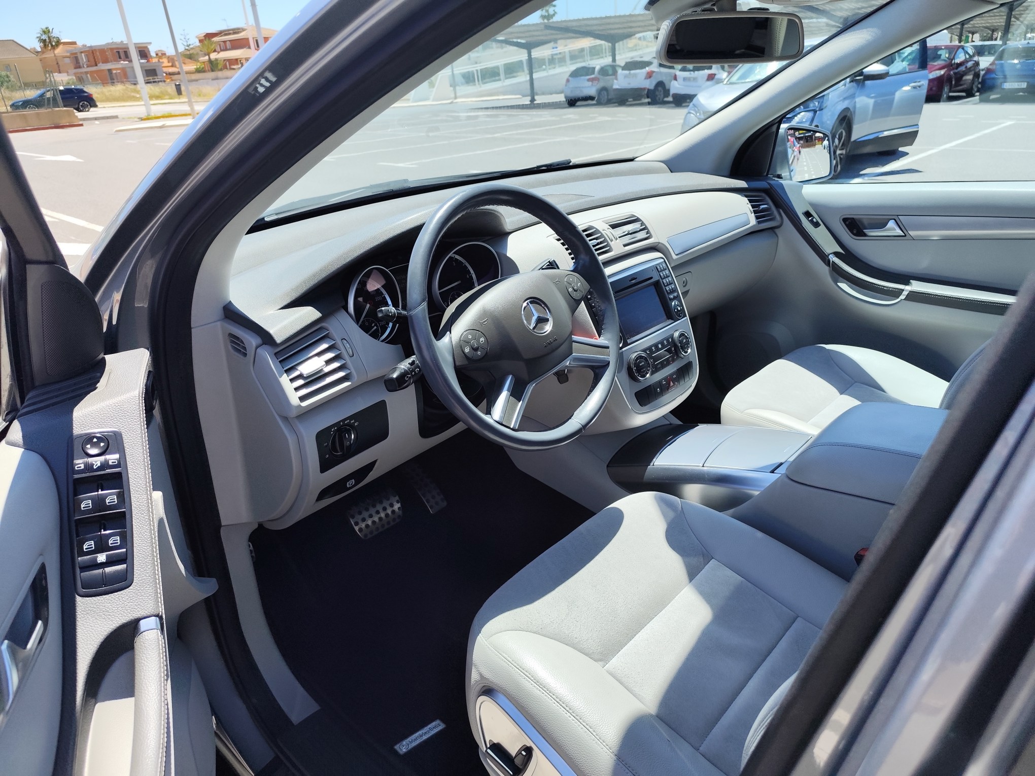 MERCEDES-BENZ R-300  3.0 DIESEL 190 CV 2011 248.000 KM AUTOMATICO 7 PLAZAS