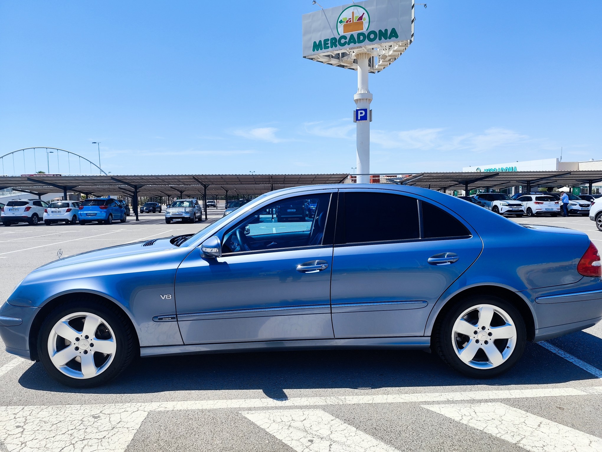 MERCEDES-BENZ E500 4 MATIC 5.0 GASOLINA 306 CV 342.000 KM 2004 AUTOMATICO