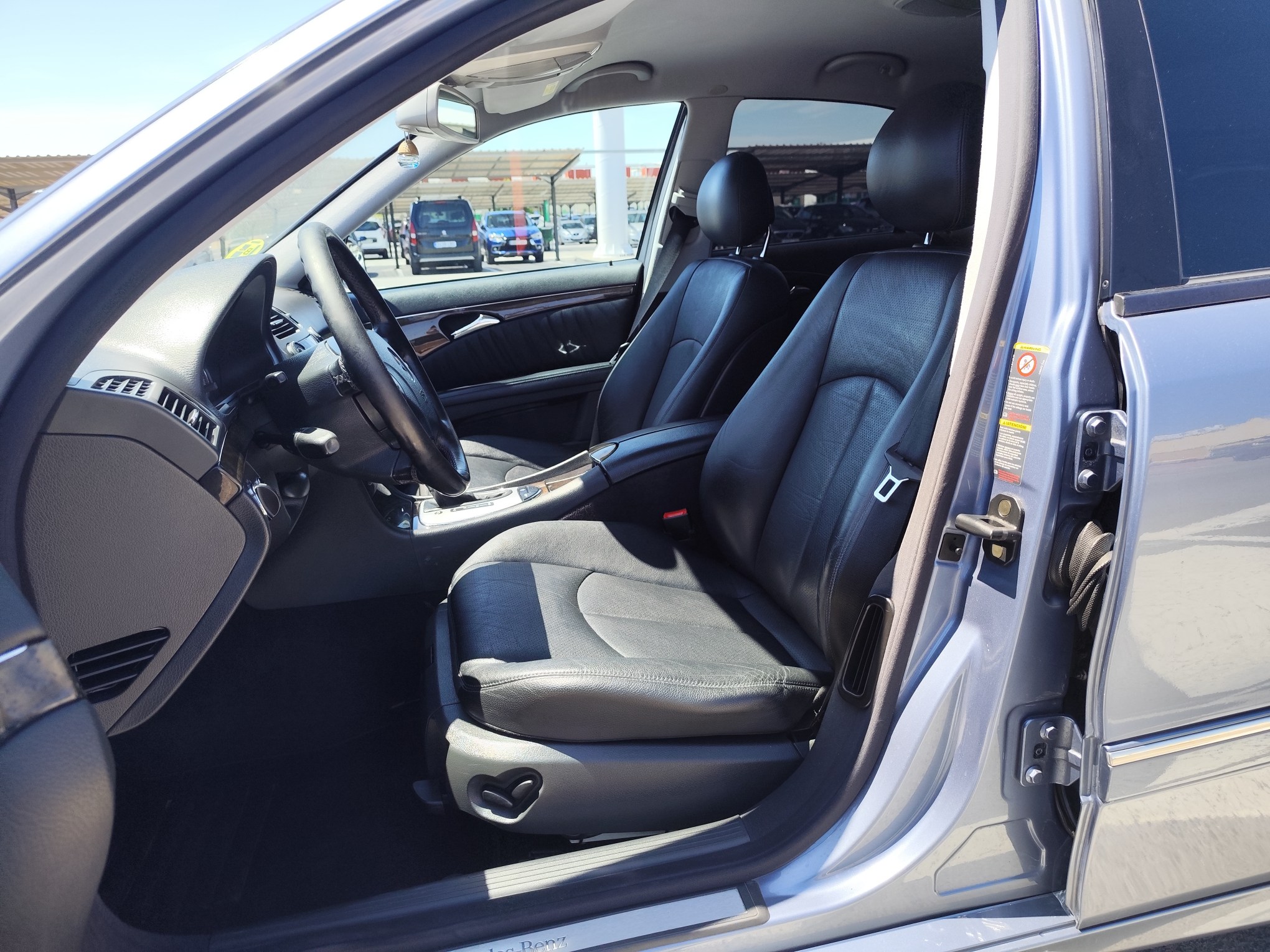 MERCEDES-BENZ E500 4 MATIC 5.0 GASOLINA 306 CV 342.000 KM 2004 AUTOMATICO