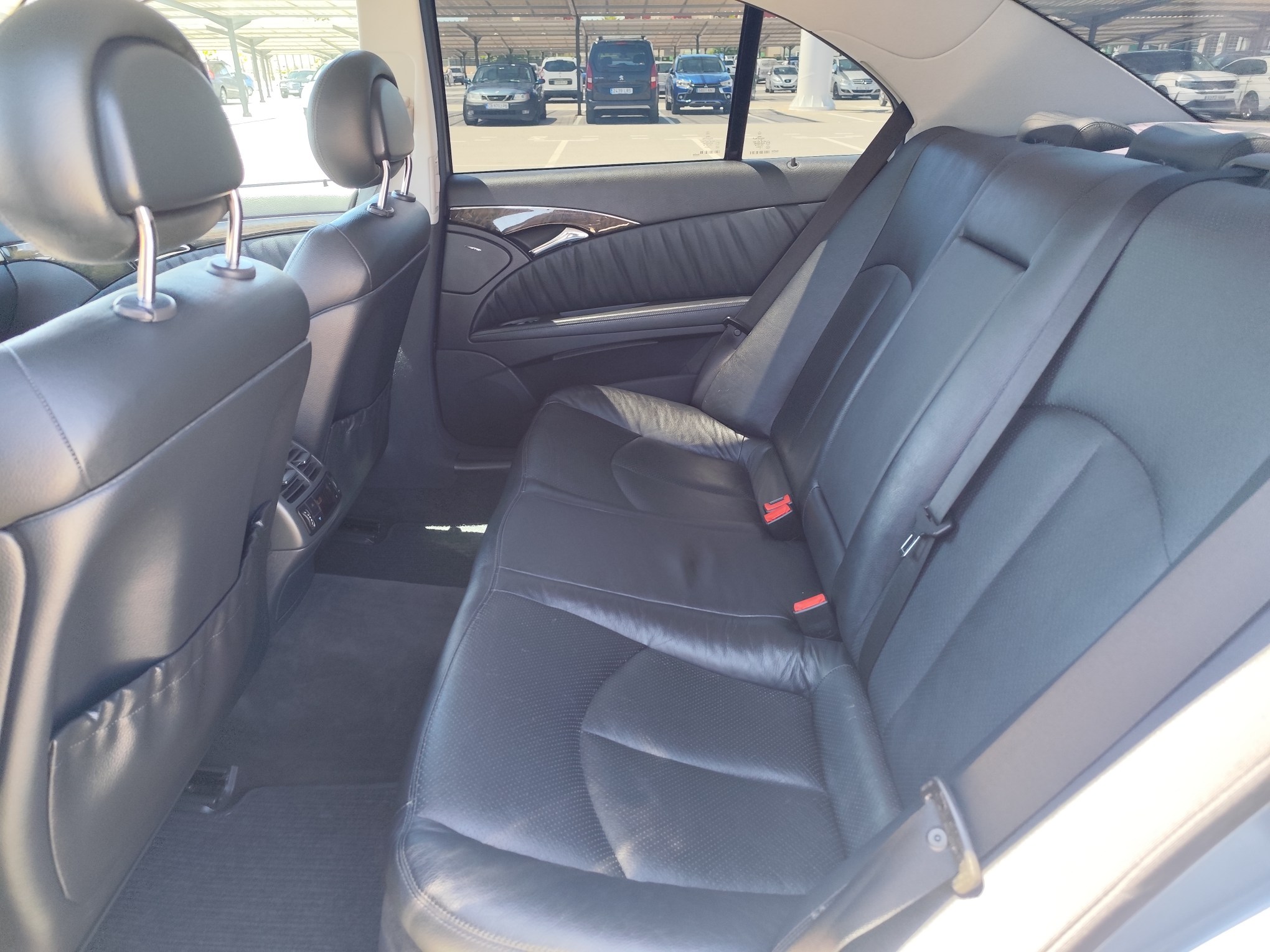 MERCEDES-BENZ E500 4 MATIC 5.0 GASOLINA 306 CV 342.000 KM 2004 AUTOMATICO
