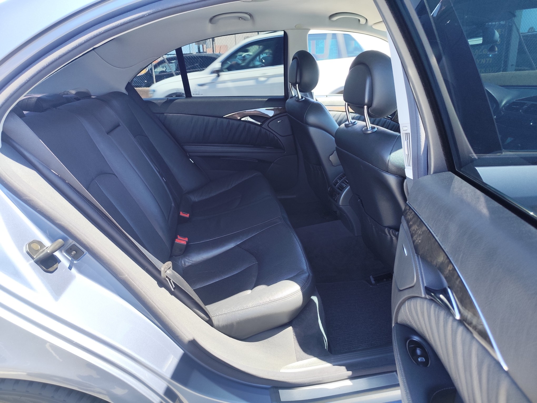 MERCEDES-BENZ E500 4 MATIC 5.0 GASOLINA 306 CV 342.000 KM 2004 AUTOMATICO