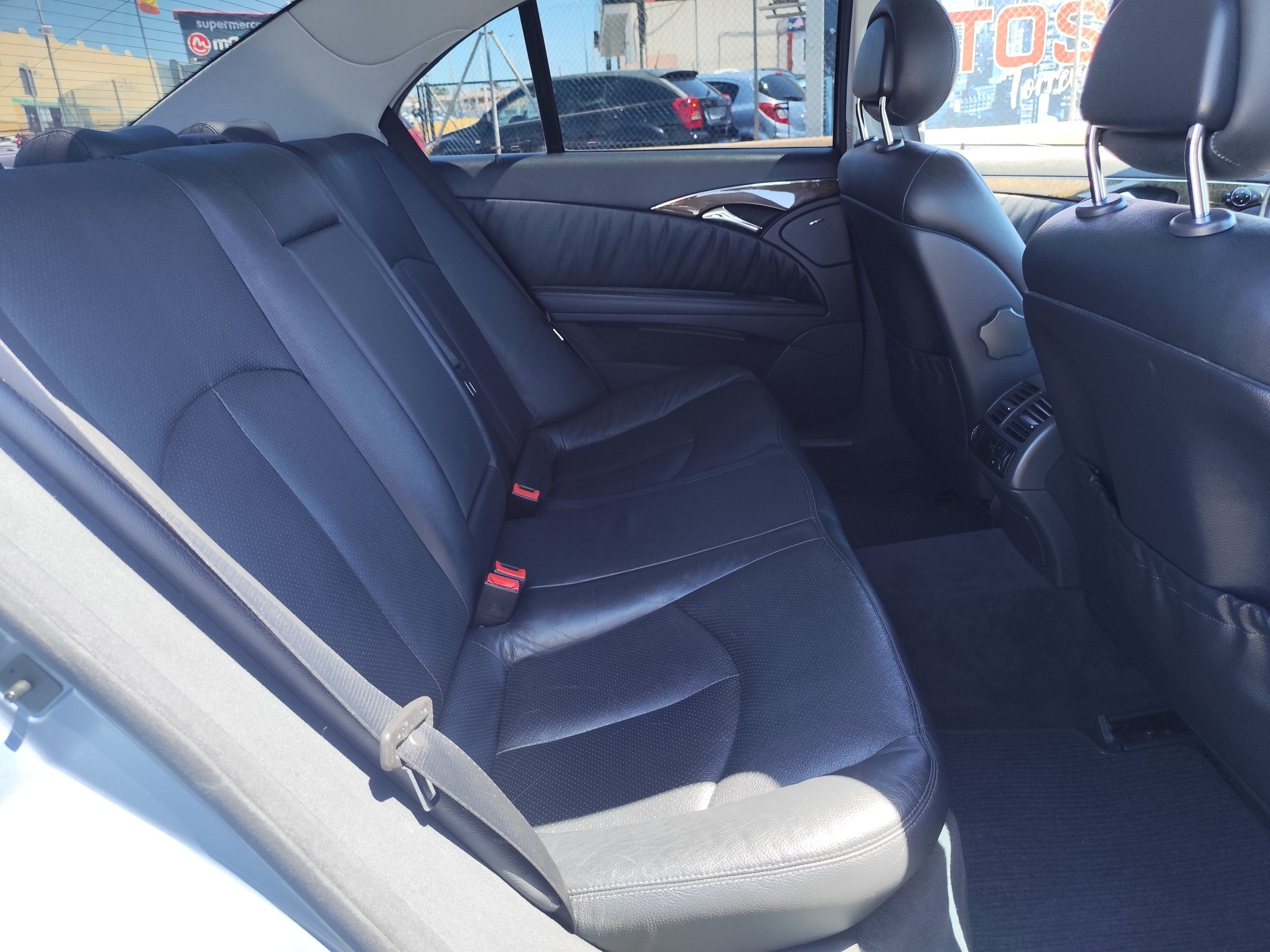 MERCEDES-BENZ E500 4 MATIC 5.0 GASOLINA 306 CV 342.000 KM 2004 AUTOMATICO