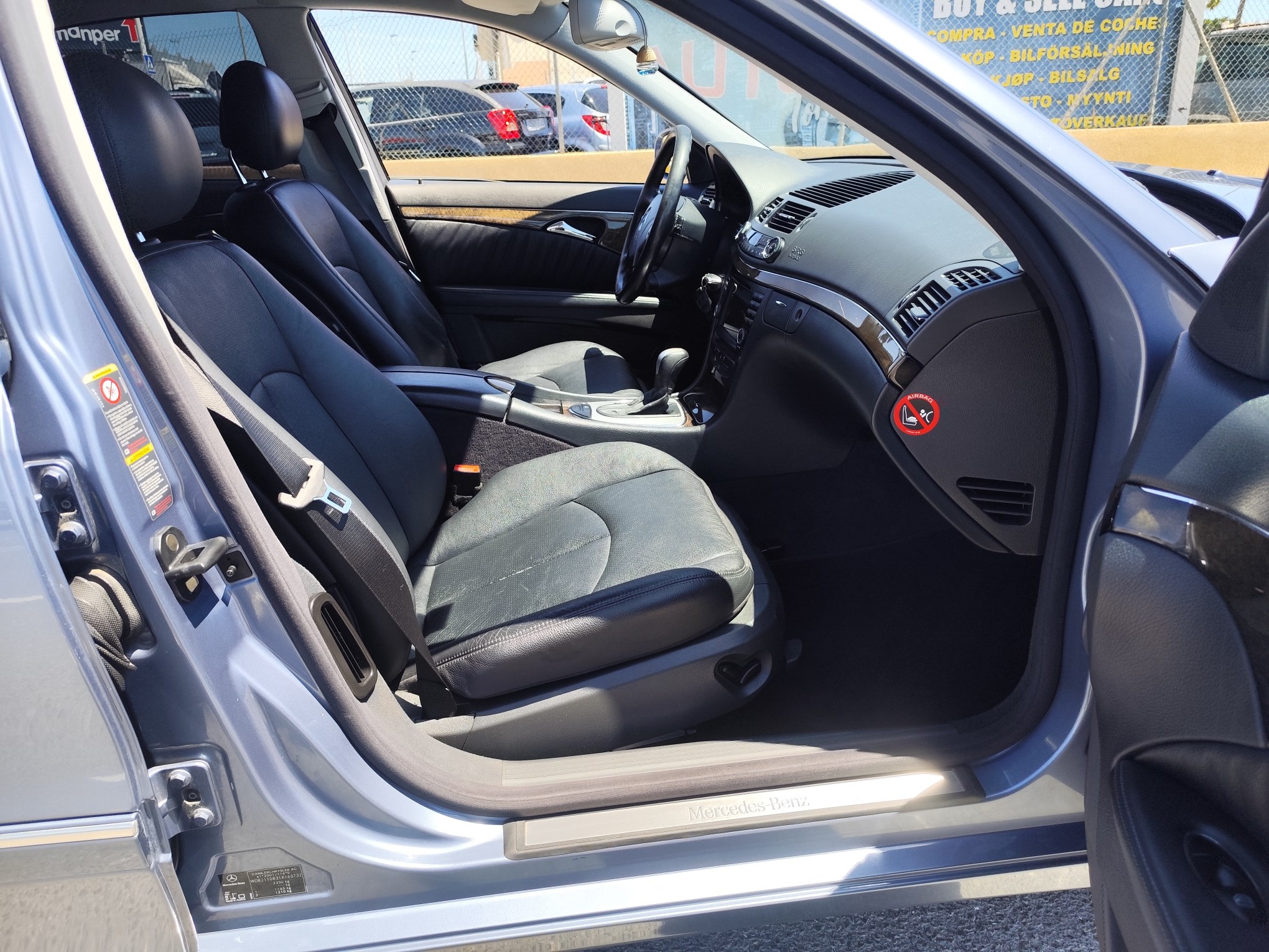 MERCEDES-BENZ E500 4 MATIC 5.0 GASOLINA 306 CV 342.000 KM 2004 AUTOMATICO