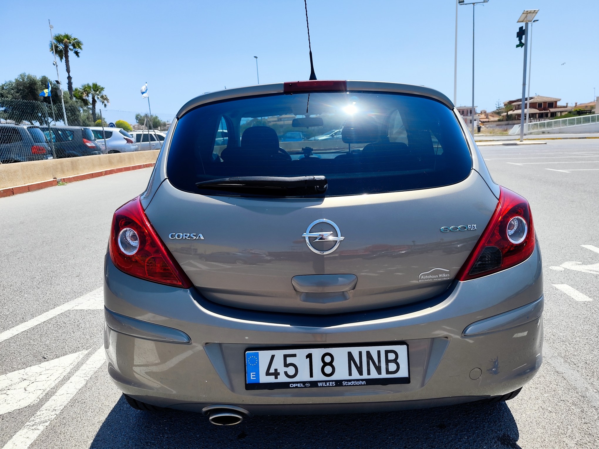 OPEL CORSA 1.2 GASOLINA 70 CV 2011 167.000 KM MANUAL
