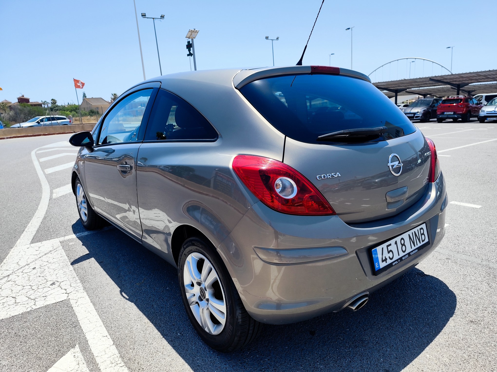 OPEL CORSA 1.2 GASOLINA 70 CV 2011 167.000 KM MANUAL