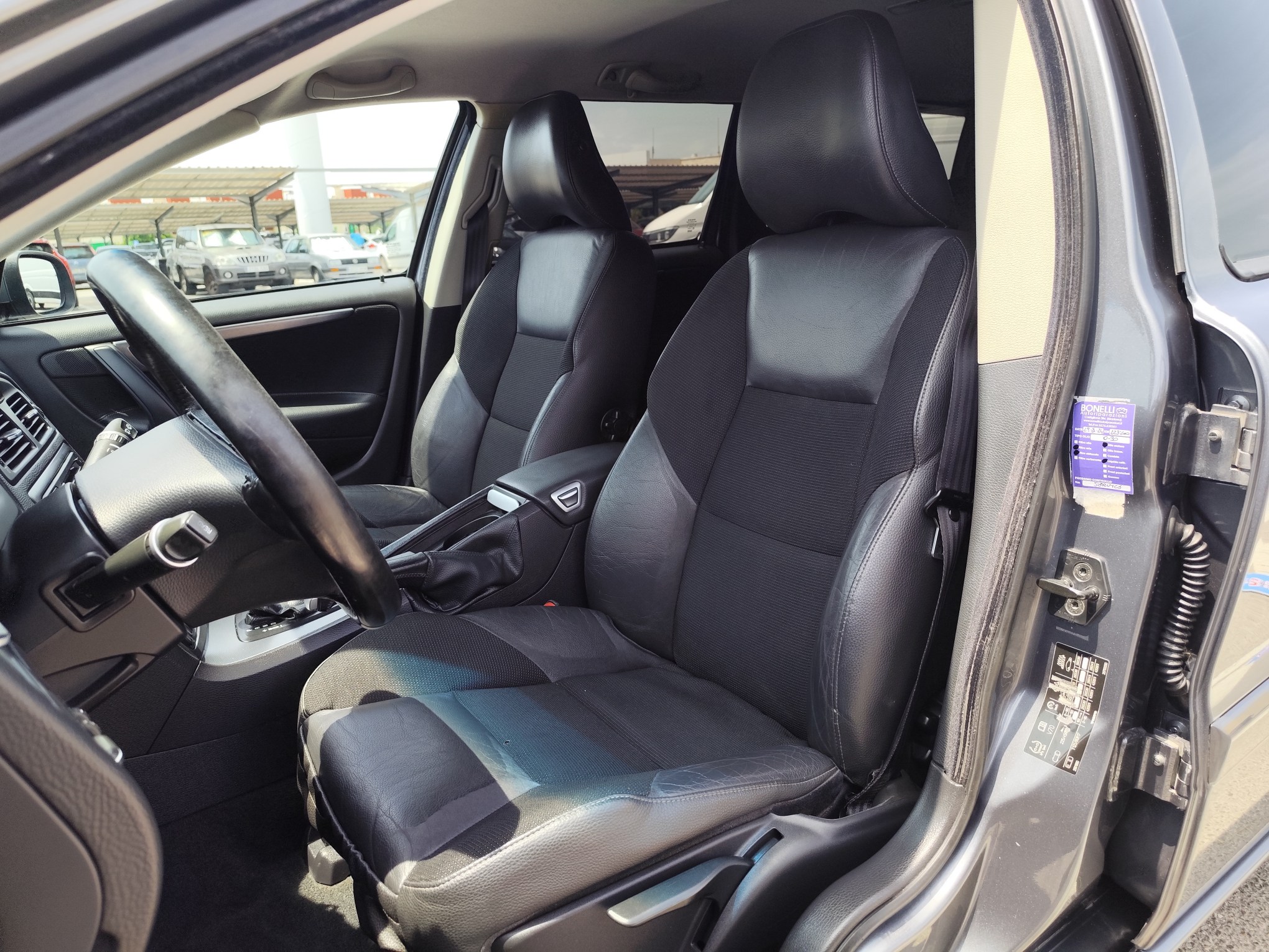 VOLVO V70 2.4 DIESEL 163 CV 2007 227.000 KM AUTOMATICO