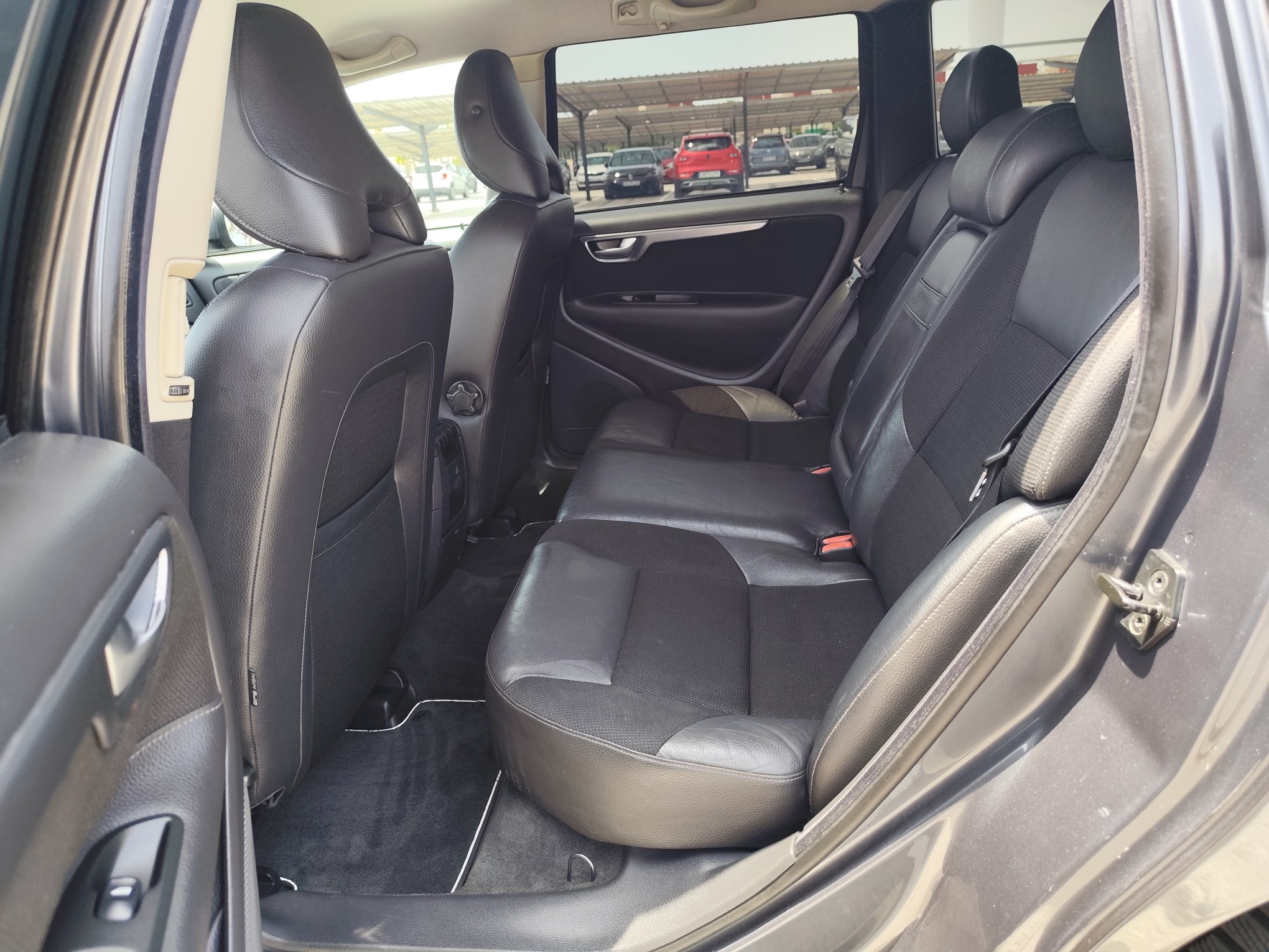 VOLVO V70 2.4 DIESEL 163 CV 2007 227.000 KM AUTOMATICO