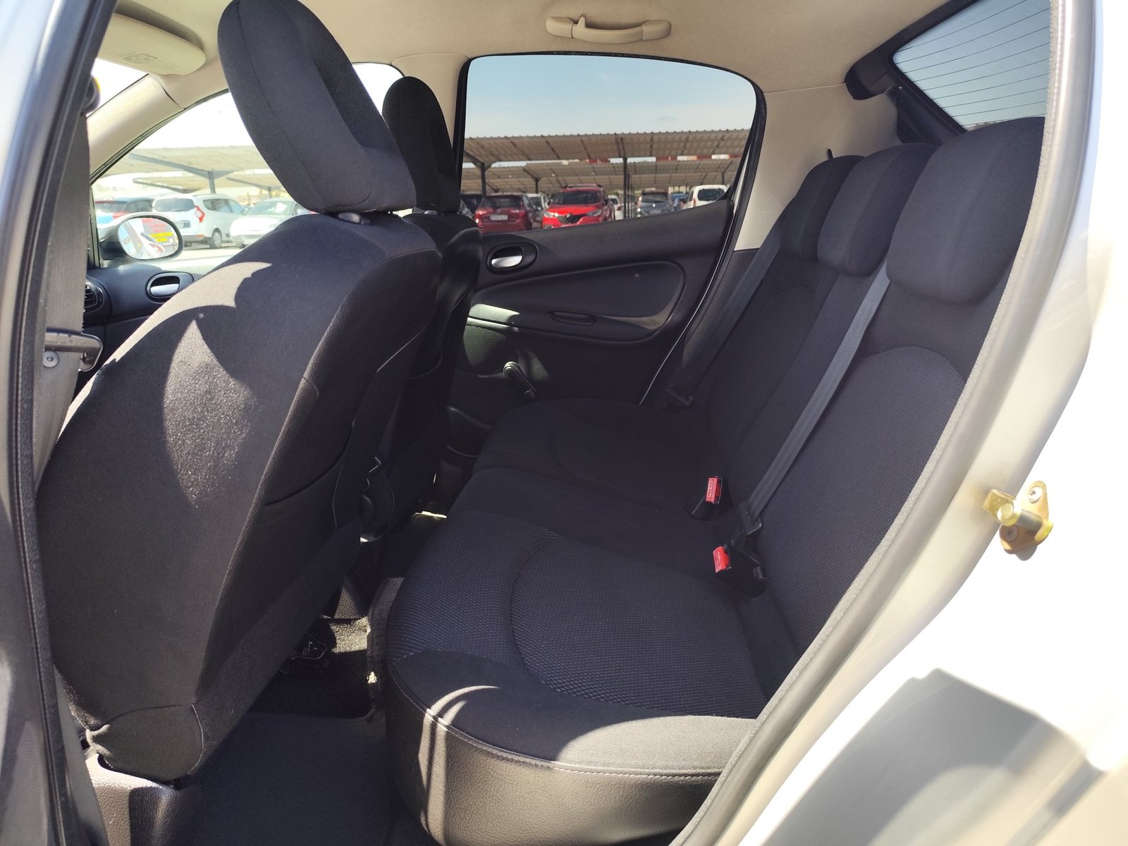 PEUGEOT 206 1.6 GASOLINA 110 CV 107.000 KM 2006 AUTOMATICO