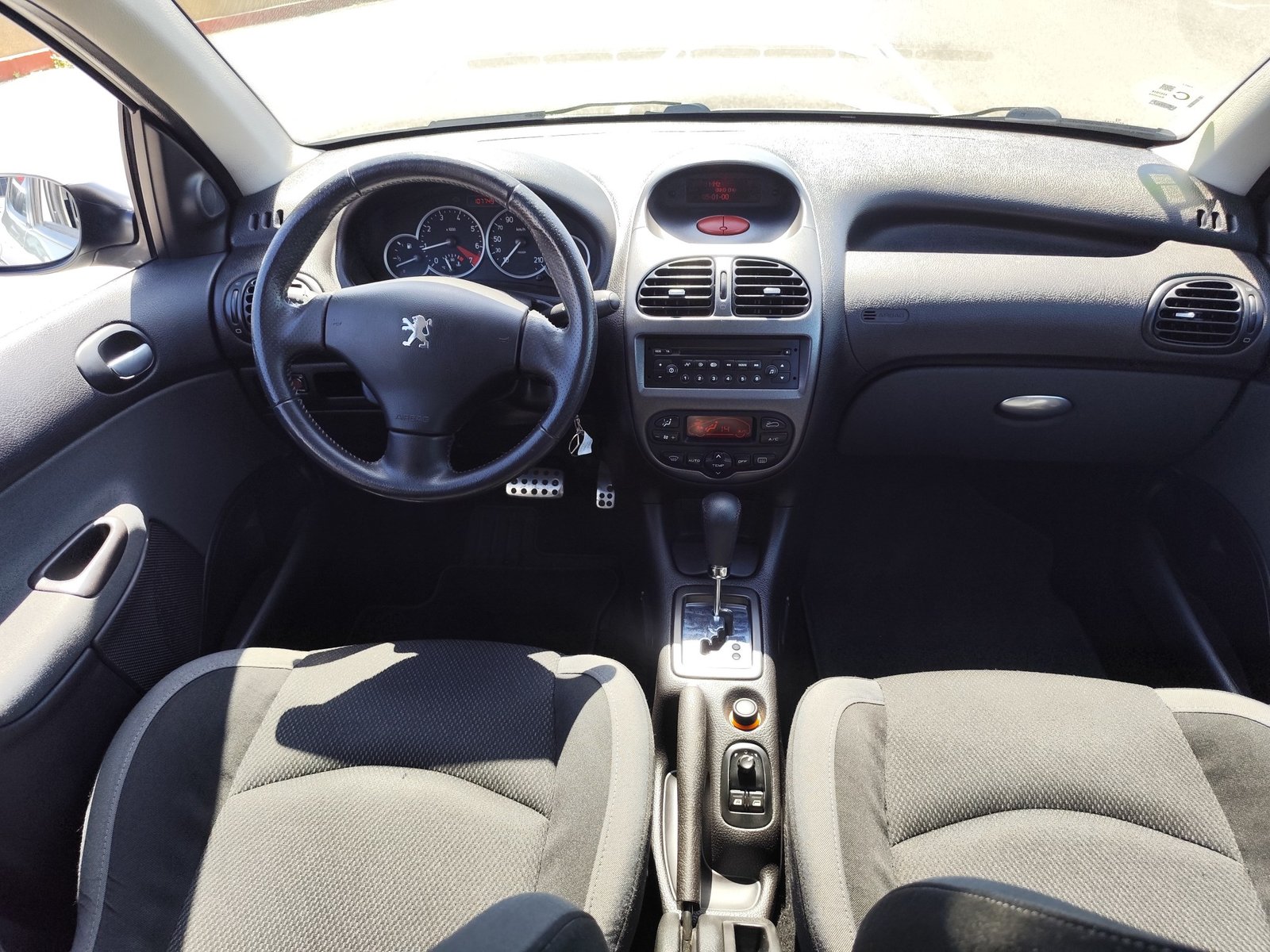 PEUGEOT 206 1.6 GASOLINA 110 CV 107.000 KM 2006 AUTOMATICO