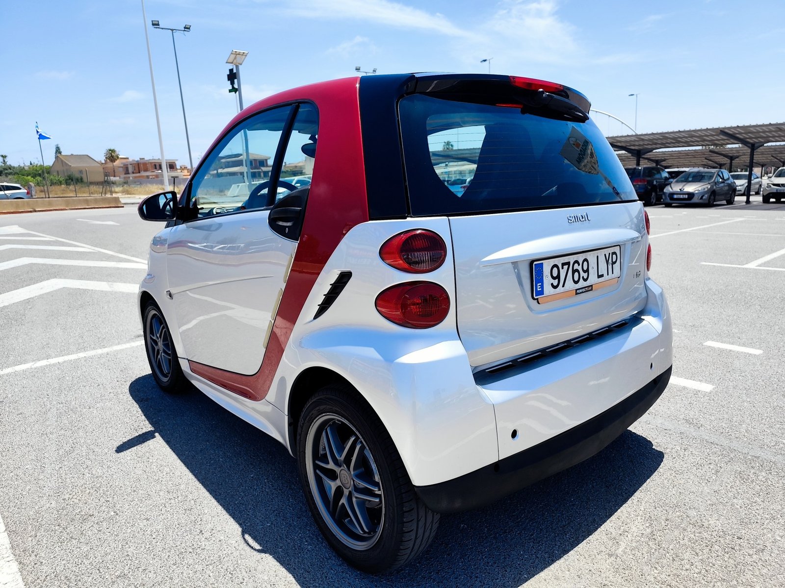 SMART FORTWO MHD 1.0 GASOLINA 70 CV 2013 104.000 KM AUTOMATICO