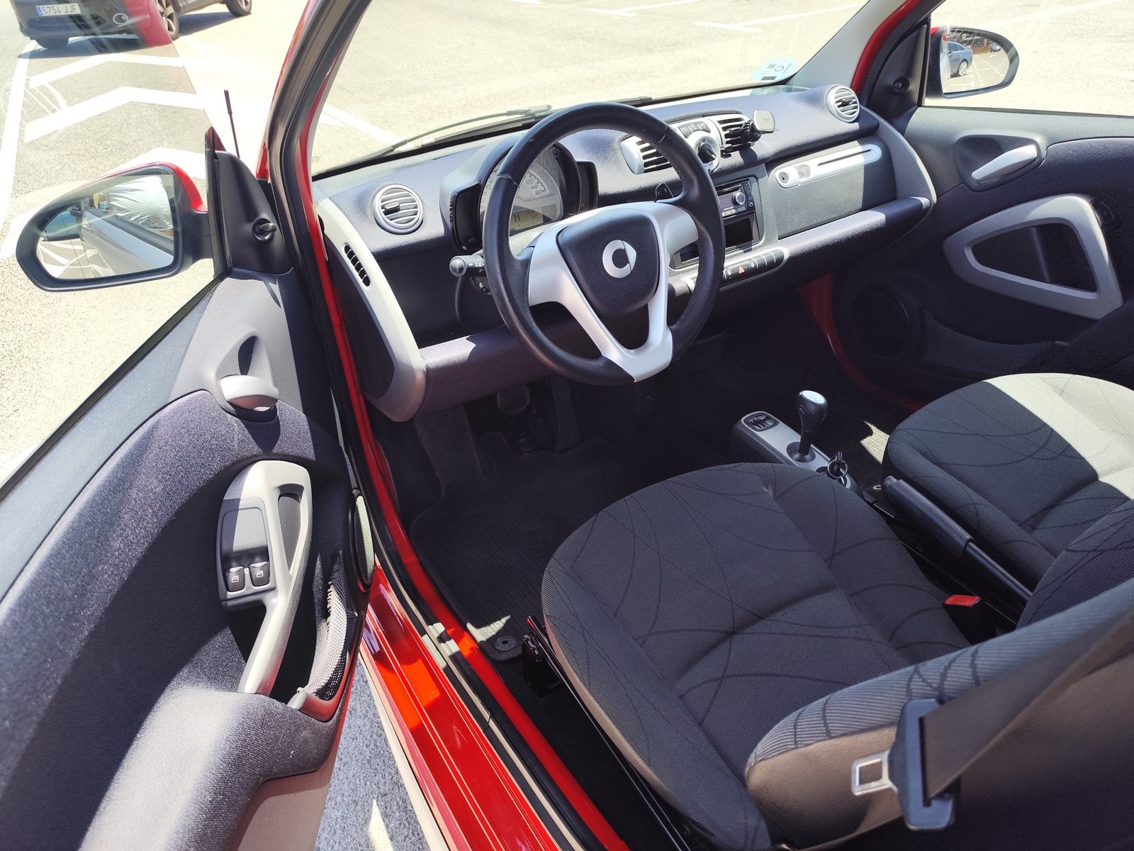 SMART FORTWO MHD 1.0 GASOLINA 70 CV 2013 104.000 KM AUTOMATICO