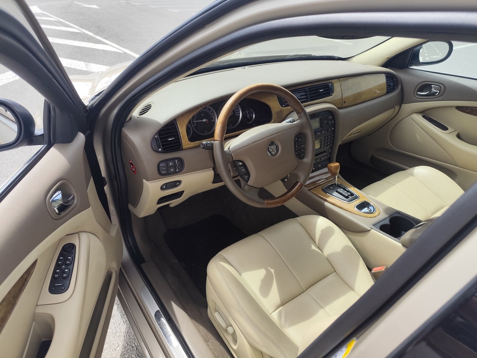 JAGUAR S-TYPE 3.0 GASOLINA 238 CV 2004 SOLO 83.000 KM AUTOMATICO