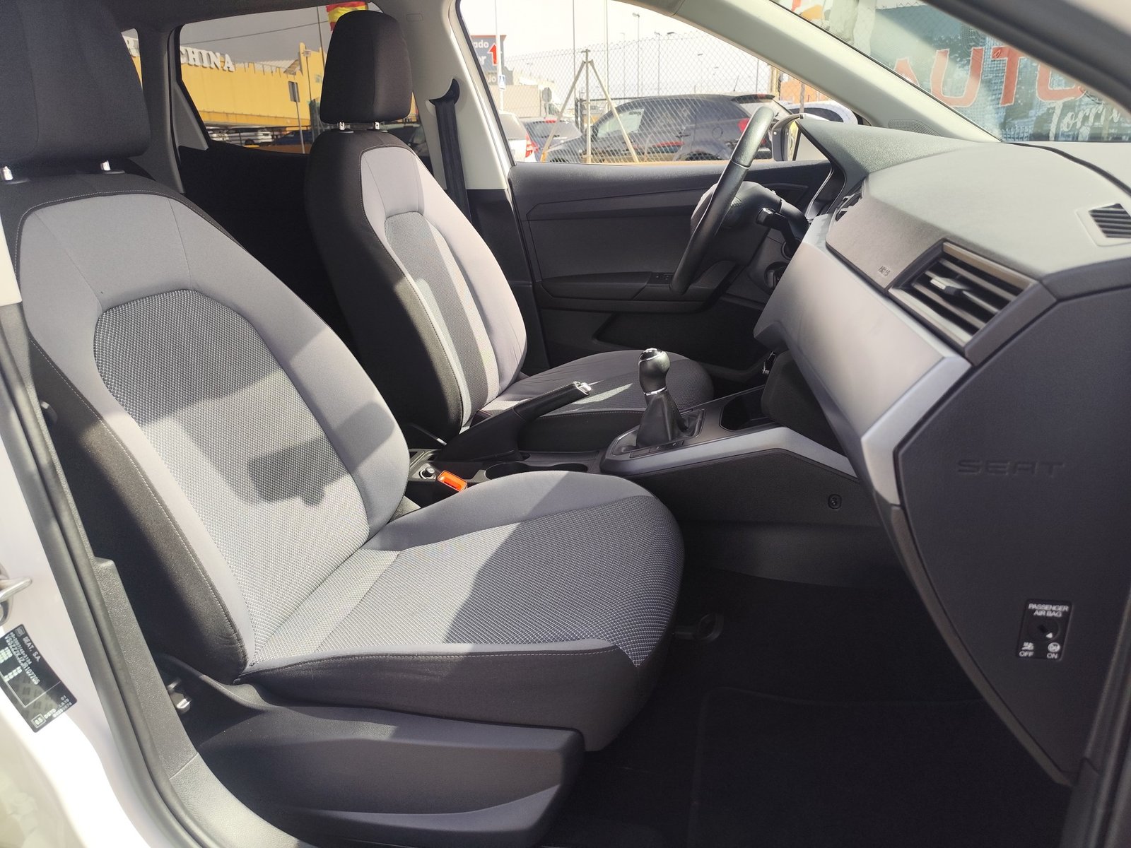 SEAT ARONA 1.6 DIESEL 95 CV 2018 134.000 KM MANUAL