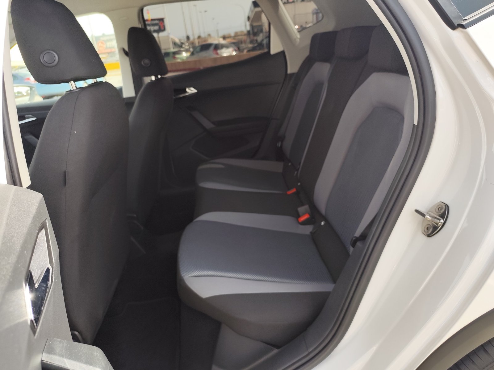 SEAT ARONA 1.6 DIESEL 95 CV 2018 134.000 KM MANUAL