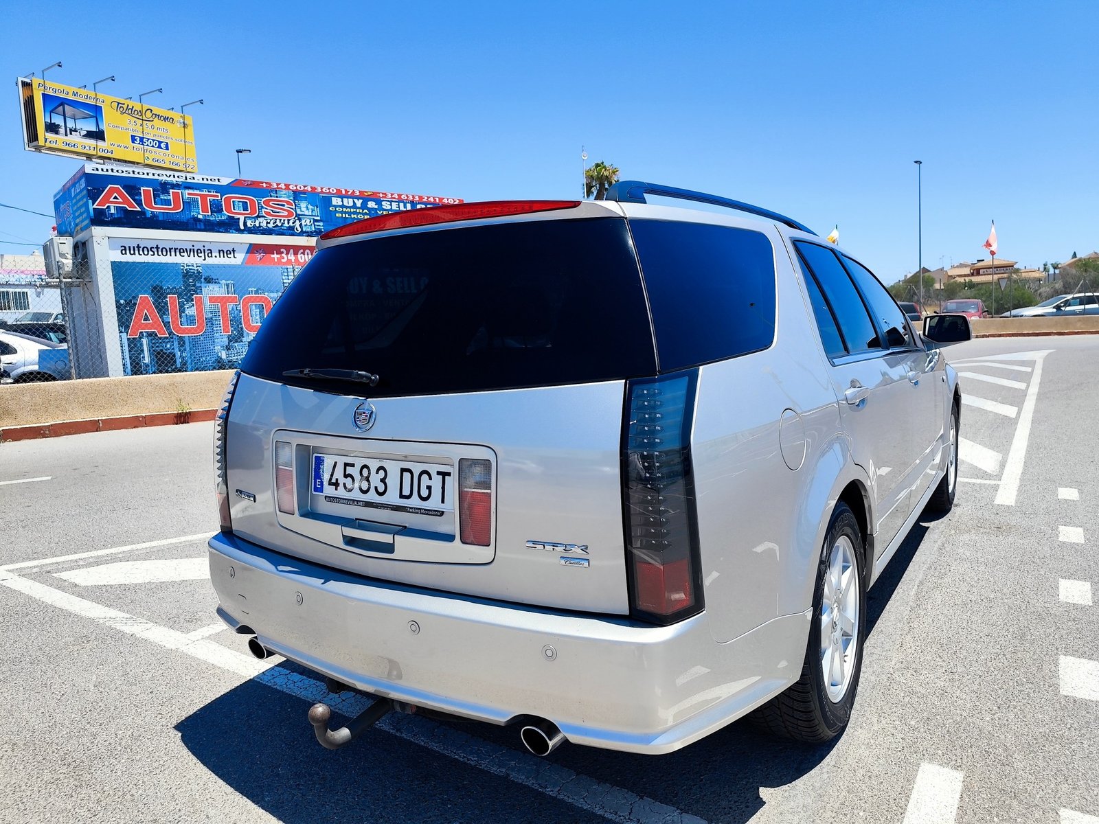 CADILLAC SRX 4.6 GASOLINA 325 CV GLP 2005 158.000 KM AUTOMATICO 7 PLAZAS
