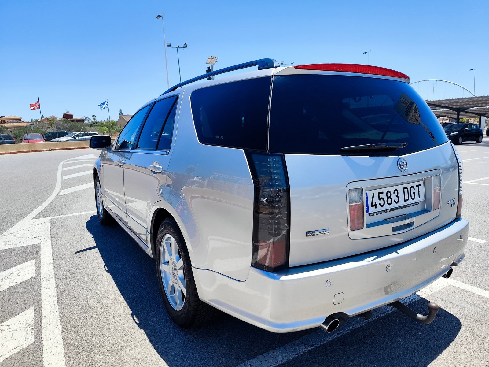 CADILLAC SRX 4.6 GASOLINA 325 CV GLP 2005 158.000 KM AUTOMATICO 7 PLAZAS