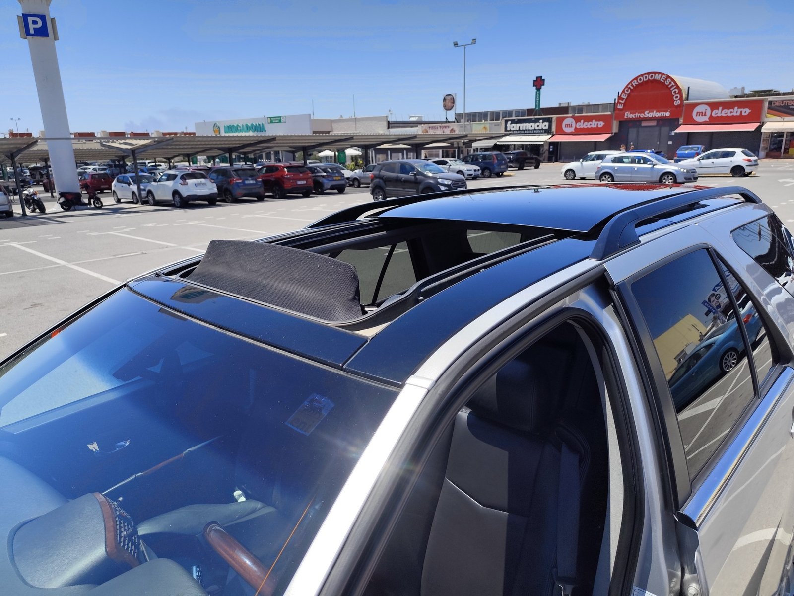 CADILLAC SRX 4.6 GASOLINA 325 CV GLP 2005 158.000 KM AUTOMATICO 7 PLAZAS