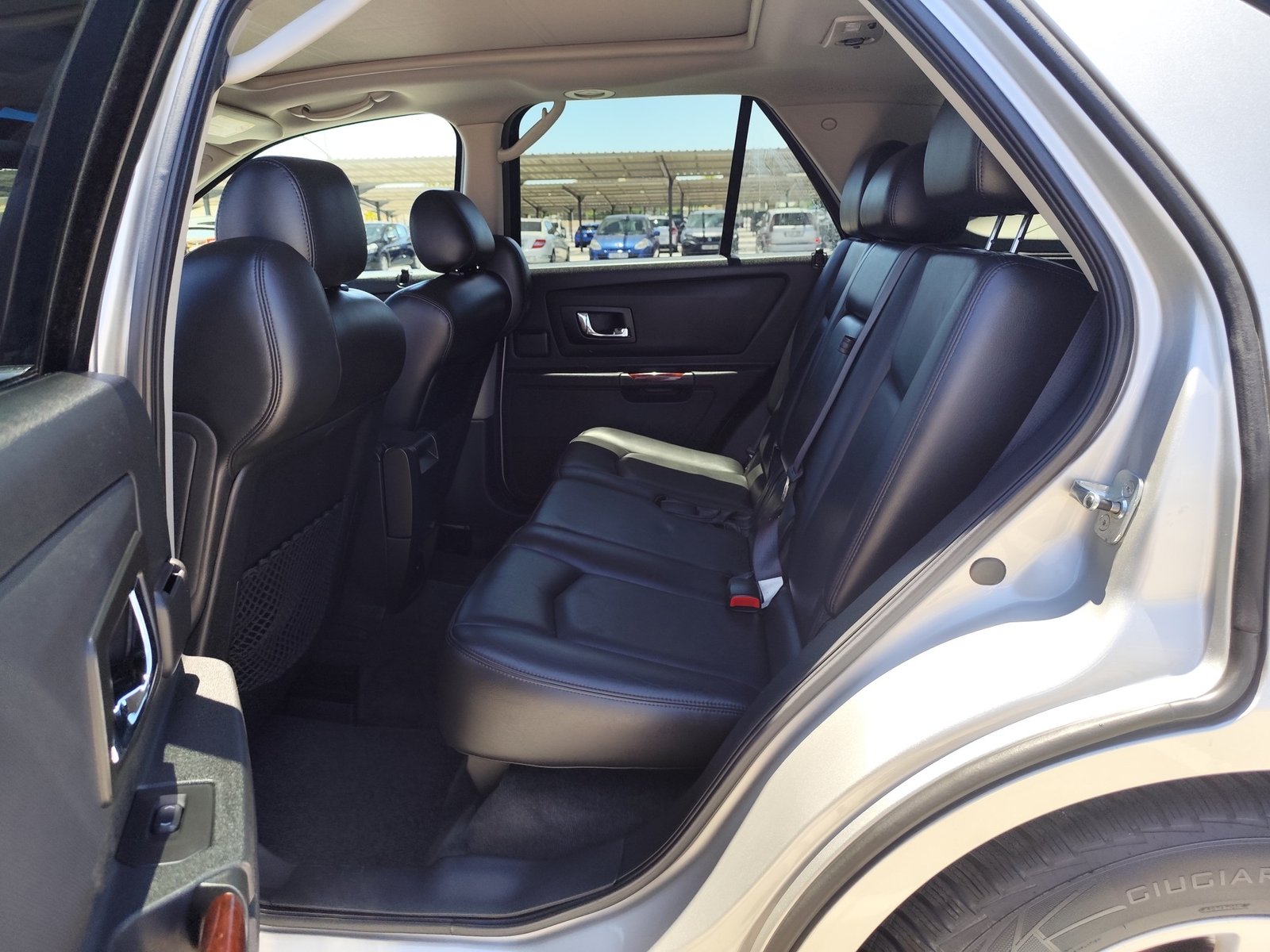 CADILLAC SRX 4.6 GASOLINA 325 CV GLP 2005 158.000 KM AUTOMATICO 7 PLAZAS
