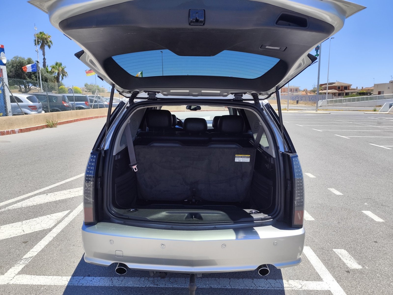 CADILLAC SRX 4.6 GASOLINA 325 CV GLP 2005 158.000 KM AUTOMATICO 7 PLAZAS
