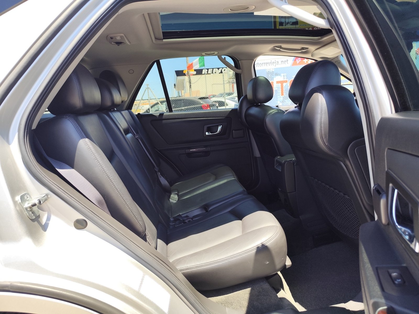 CADILLAC SRX 4.6 GASOLINA 325 CV GLP 2005 158.000 KM AUTOMATICO 7 PLAZAS