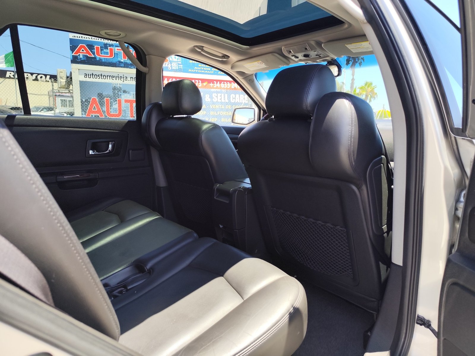 CADILLAC SRX 4.6 GASOLINA 325 CV GLP 2005 158.000 KM AUTOMATICO 7 PLAZAS