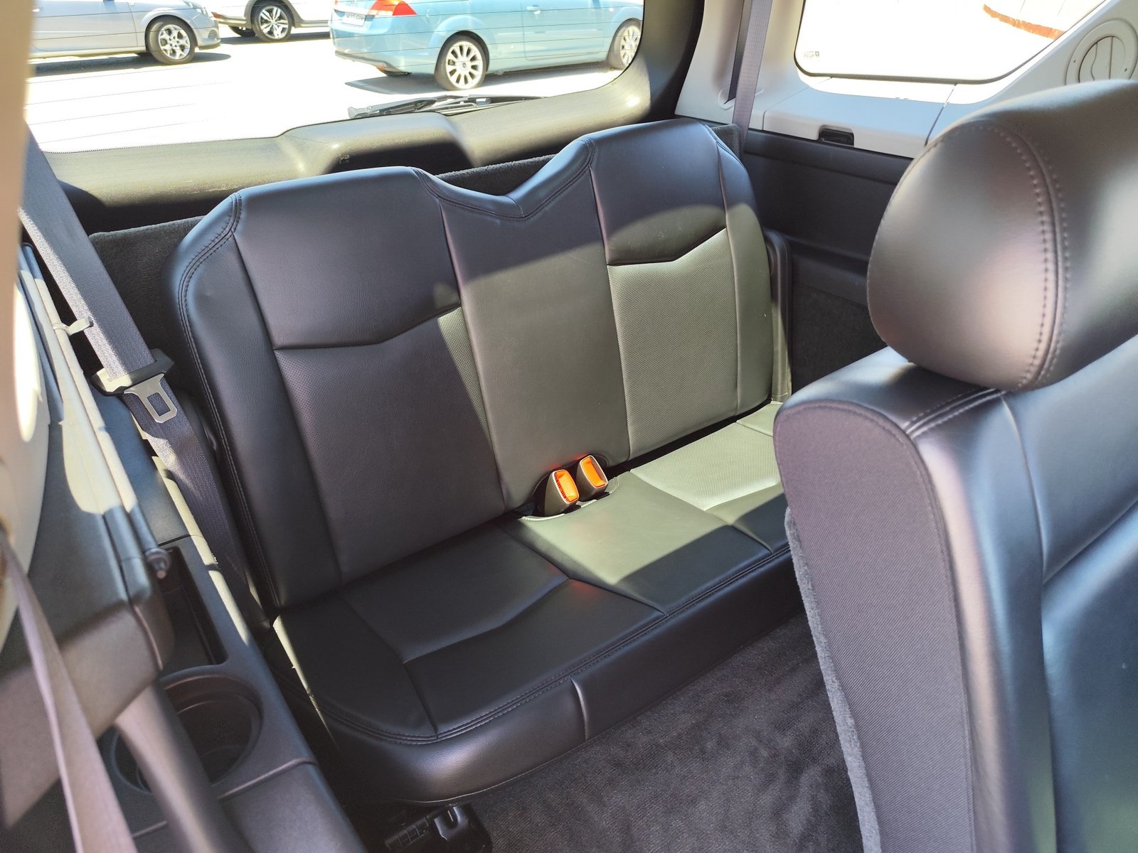CADILLAC SRX 4.6 GASOLINA 325 CV GLP 2005 158.000 KM AUTOMATICO 7 PLAZAS