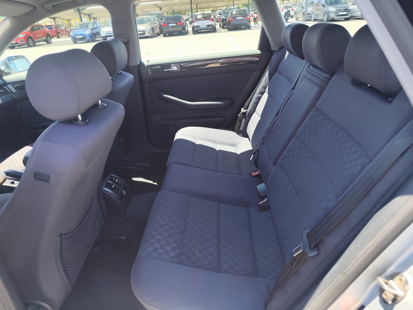 AUDI A-6 1.8 GASOLINA 150 CV 2000 276.000 KM AUTOMATICO