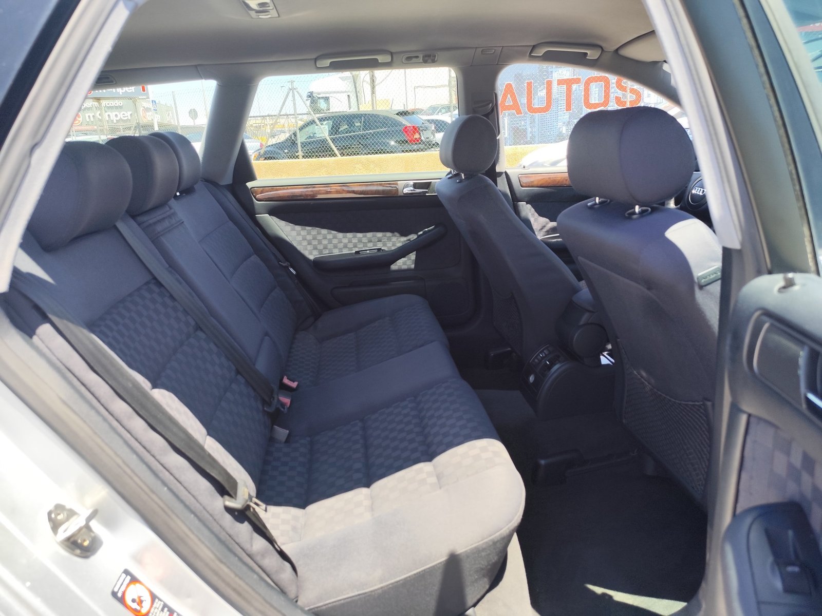AUDI A-6 1.8 GASOLINA 150 CV 2000 276.000 KM AUTOMATICO