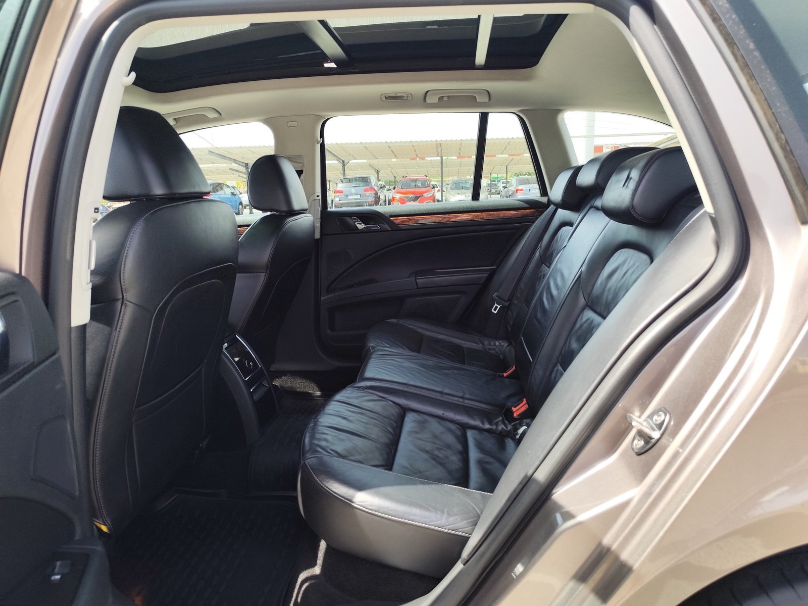 SKODA SUPERB 3.6  V6 GASOLINA 260 CV 4X4 230.000 KM 2011 AUTOMATICO