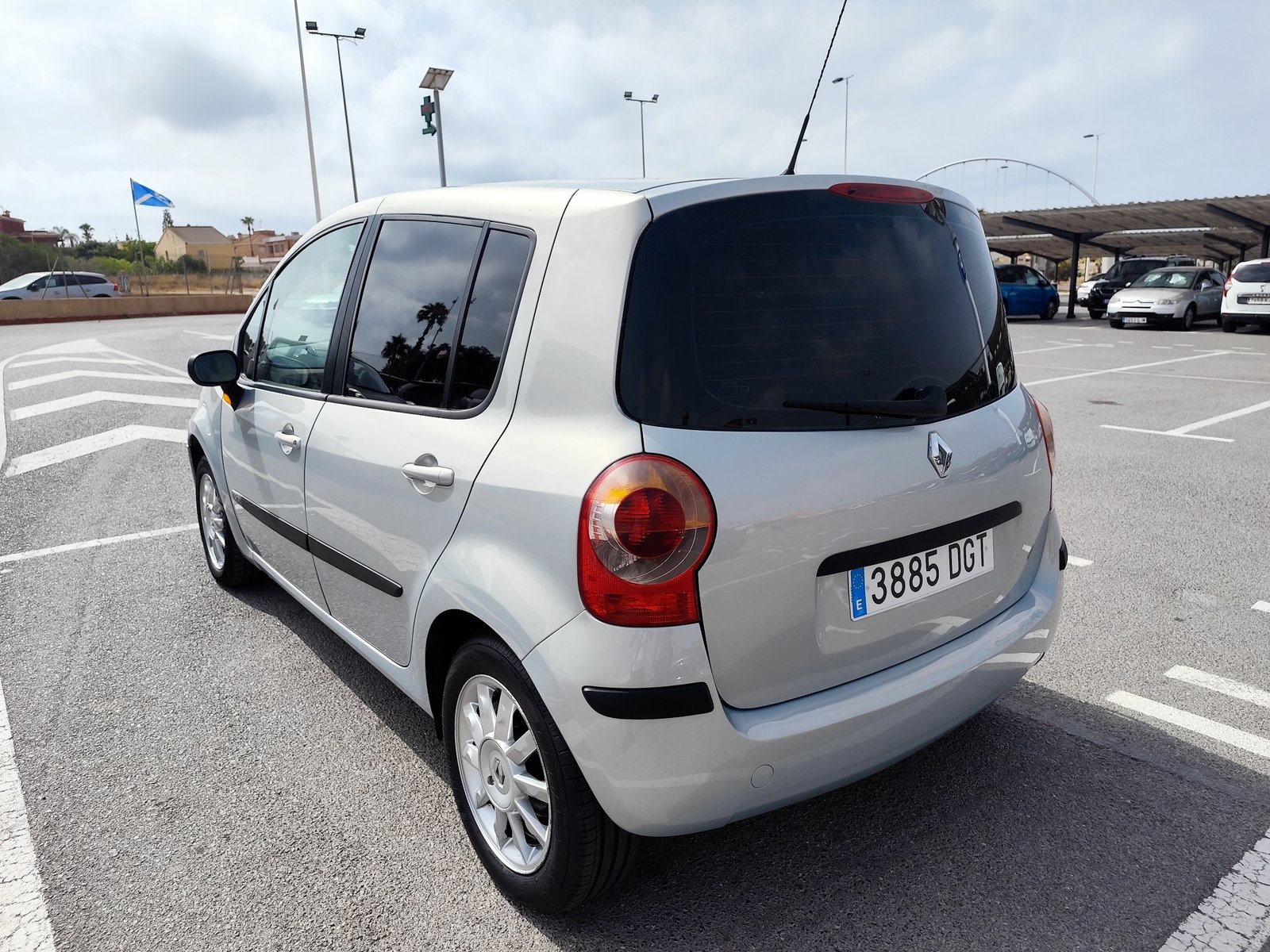 RENAULT MODUS 1.6 GASOLINA 110 CV 194.000 KM 2005 AUTOMATICO