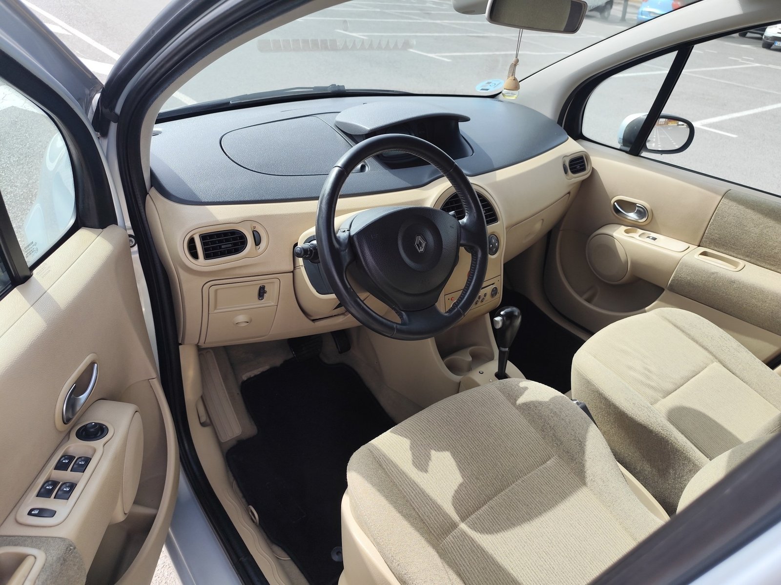 RENAULT MODUS 1.6 GASOLINA 110 CV 194.000 KM 2005 AUTOMATICO