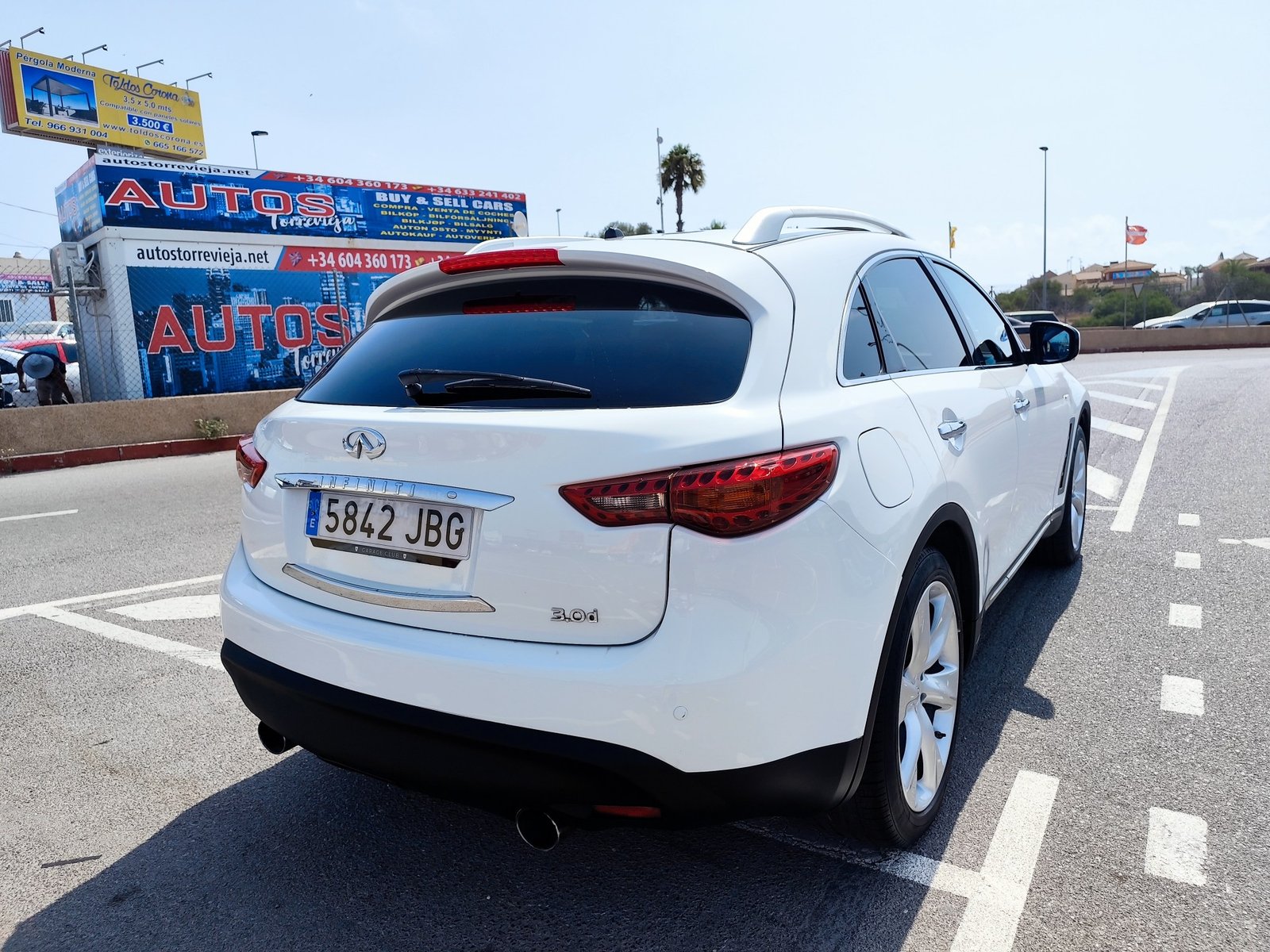 INFINITI QX70 3.0 DIESEL 238 CV 2014 186.000 KM AUTOMATICO