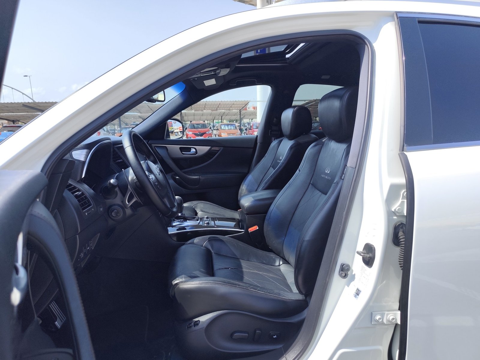 INFINITI QX70 3.0 DIESEL 238 CV 2014 186.000 KM AUTOMATICO