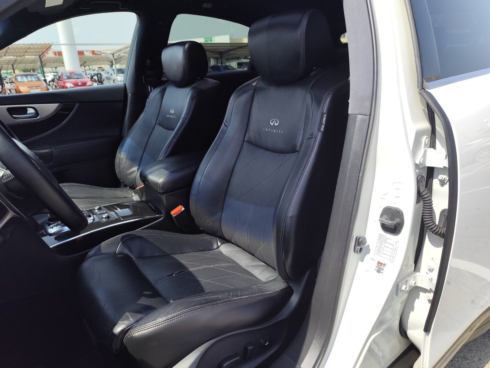 INFINITI QX70 3.0 DIESEL 238 CV 2014 186.000 KM AUTOMATICO