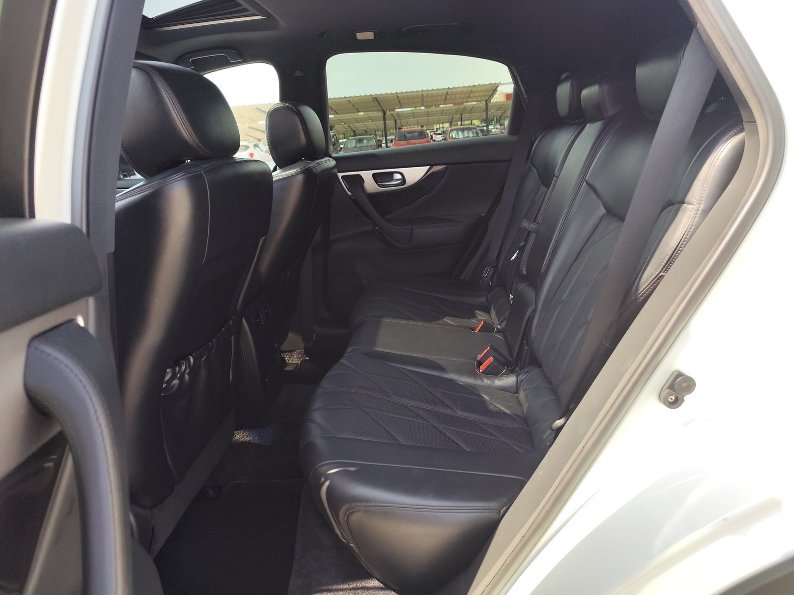 INFINITI QX70 3.0 DIESEL 238 CV 2014 186.000 KM AUTOMATICO