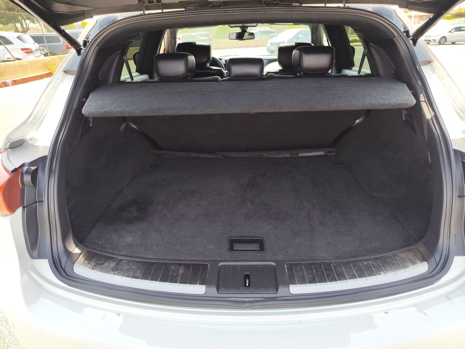 INFINITI QX70 3.0 DIESEL 238 CV 2014 186.000 KM AUTOMATICO