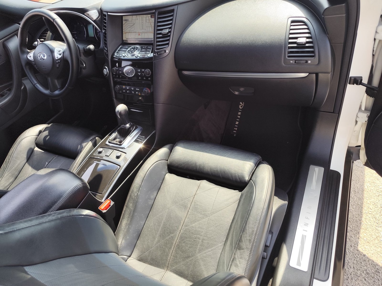INFINITI QX70 3.0 DIESEL 238 CV 2014 186.000 KM AUTOMATICO