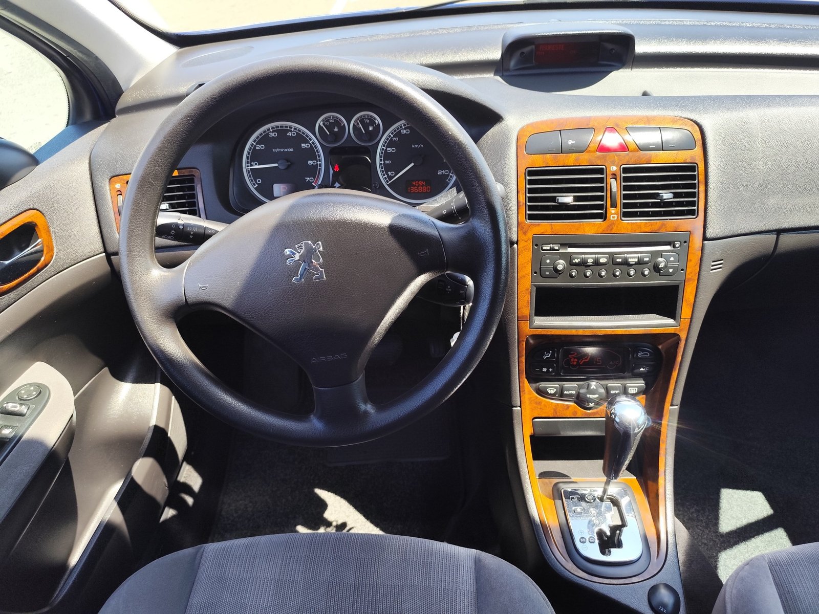 PEUGEOT 307 2.0 GASOLINA 135 CV 136.000 KM 2002 AUTOMATICO