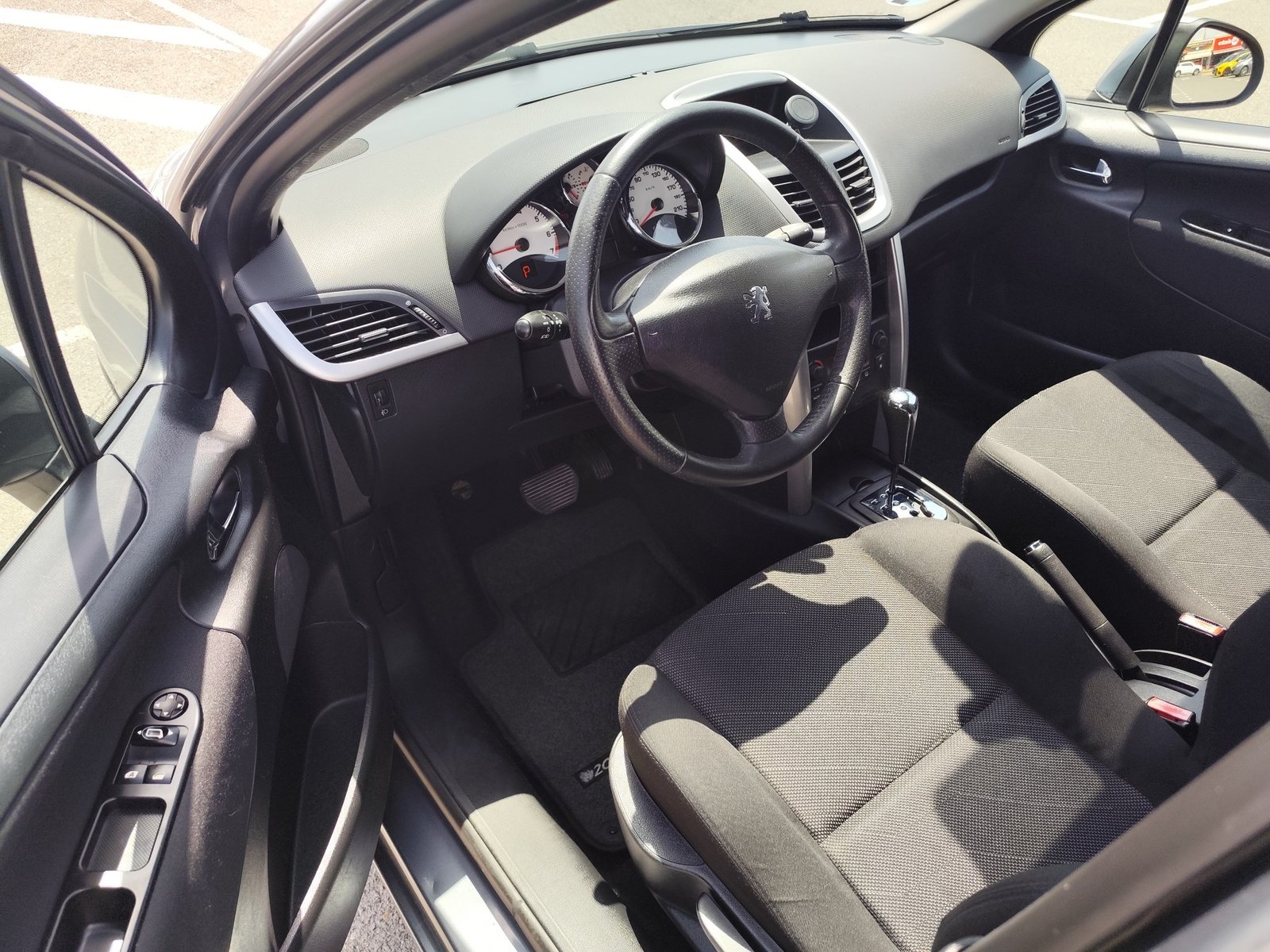 PEUGEOT 207 1.6 GASOLINA 120 CV 122.000 KM 2009 AUTOMATICO