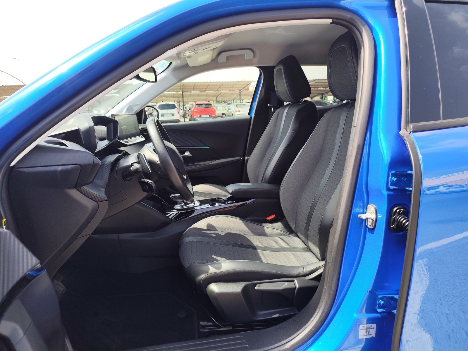 PEUGEOT 2008 1.2 GASOLINA 130 CV 2021 105.000 KM AUTOMATICO