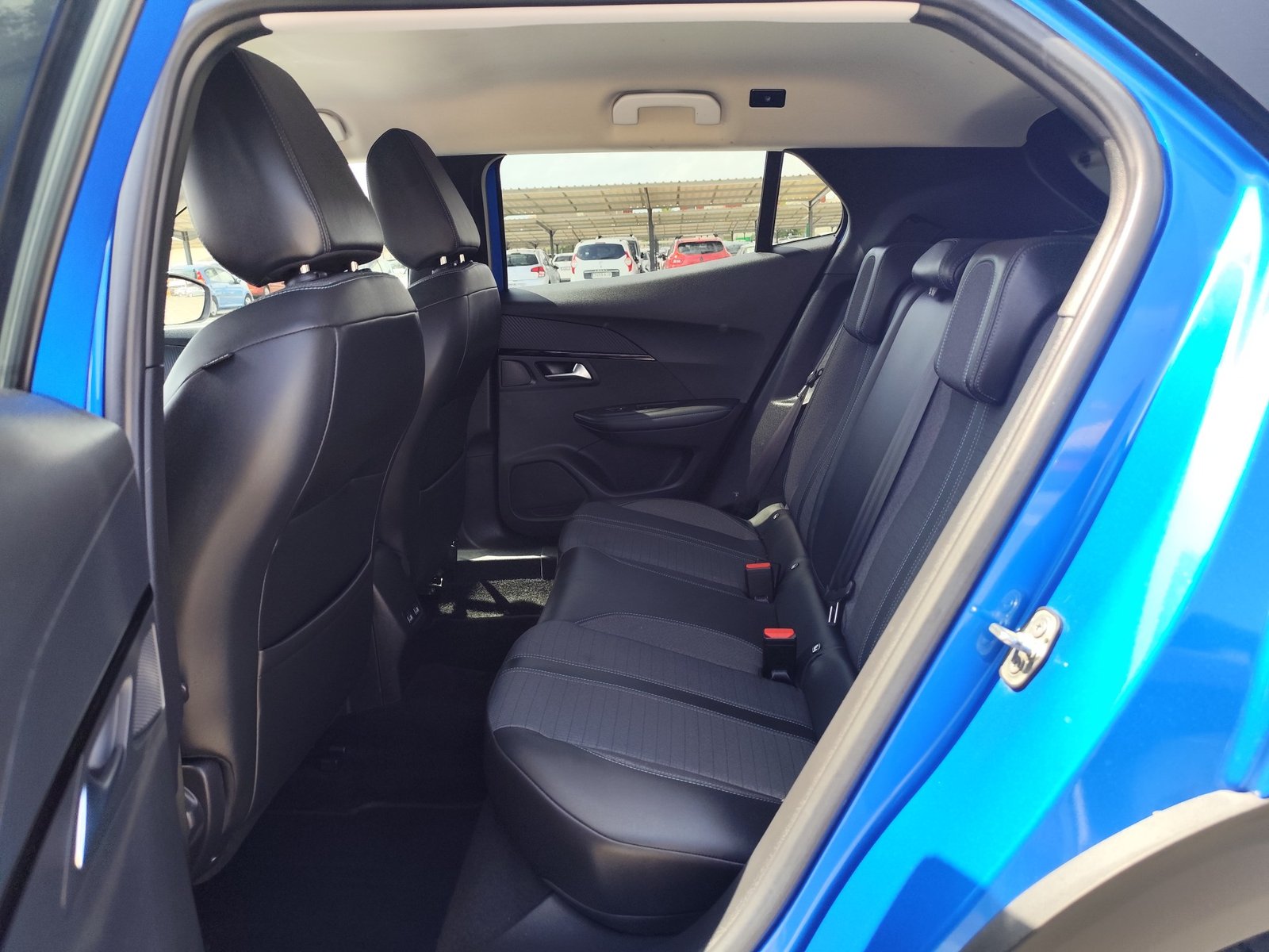 PEUGEOT 2008 1.2 GASOLINA 130 CV 2021 105.000 KM AUTOMATICO